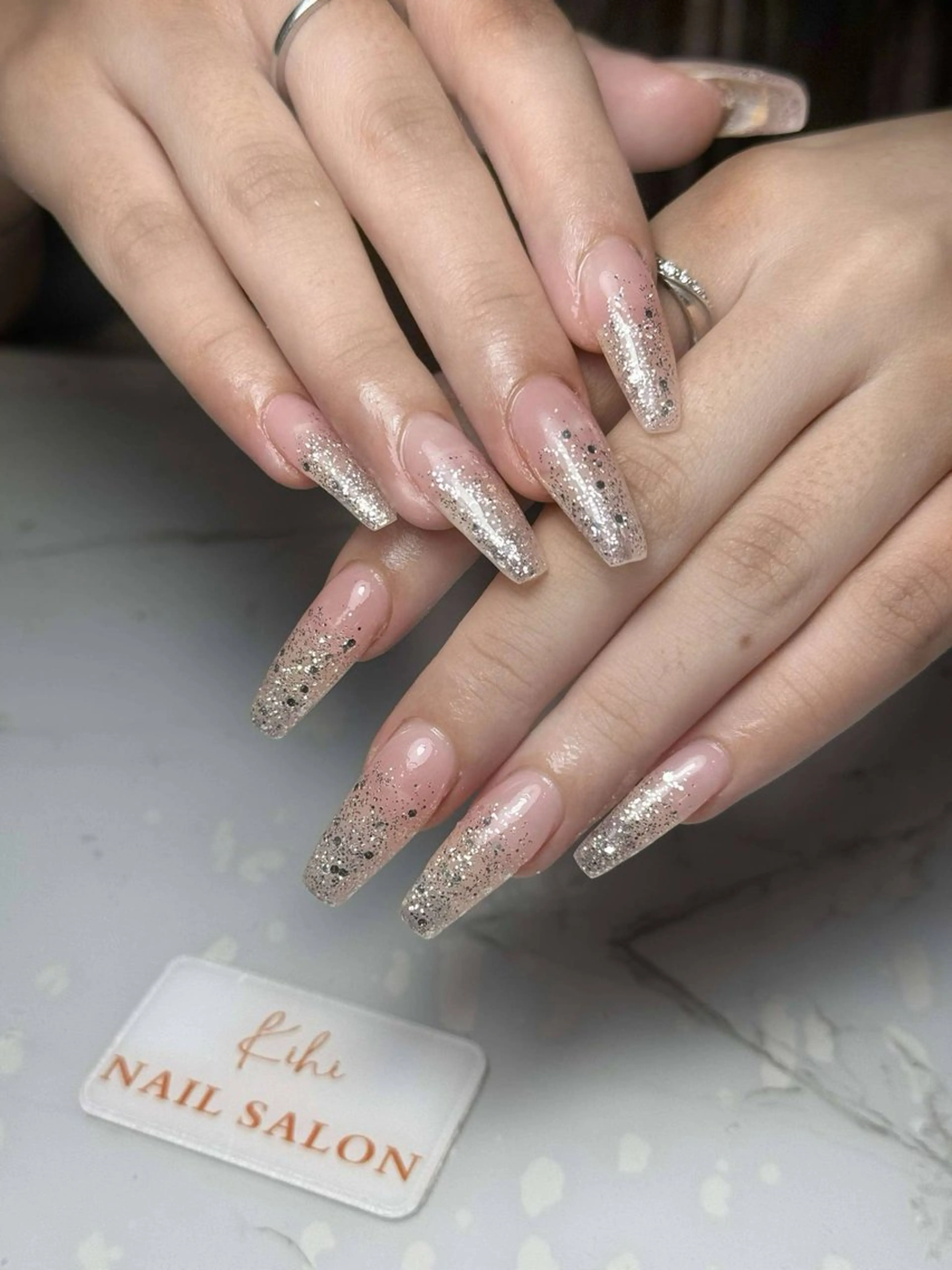 ネイル アートネイル フレンチネイル ジェルネイル グラデーション 韓国ネイル ハンドネイル ハンドケア さくら💮💮 【オフ無料】のネイルデザイン