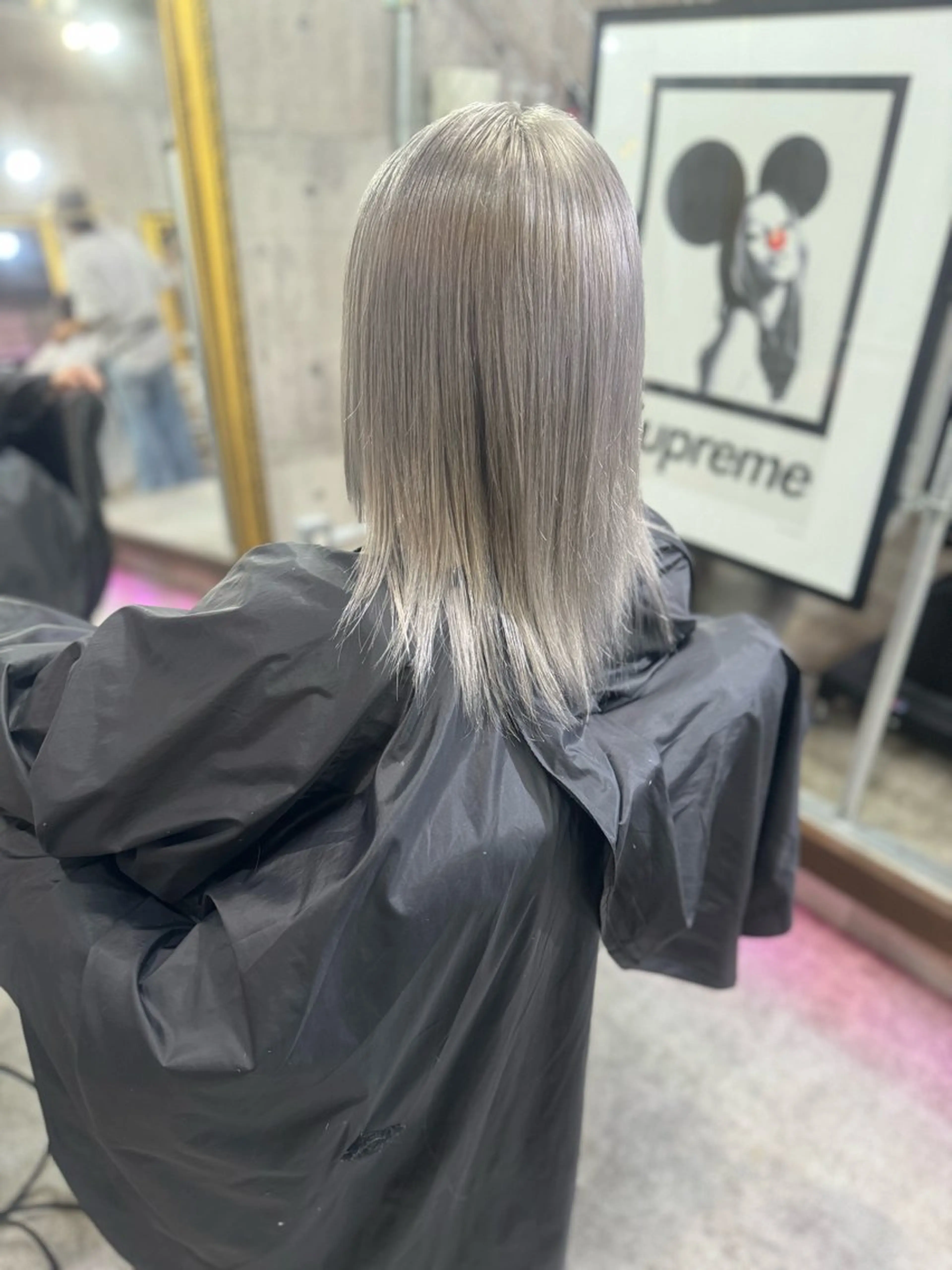 ミディアム ヘアカラー ☀️ハイトーンボブ ☀️石川 海斗のヘアスタイル