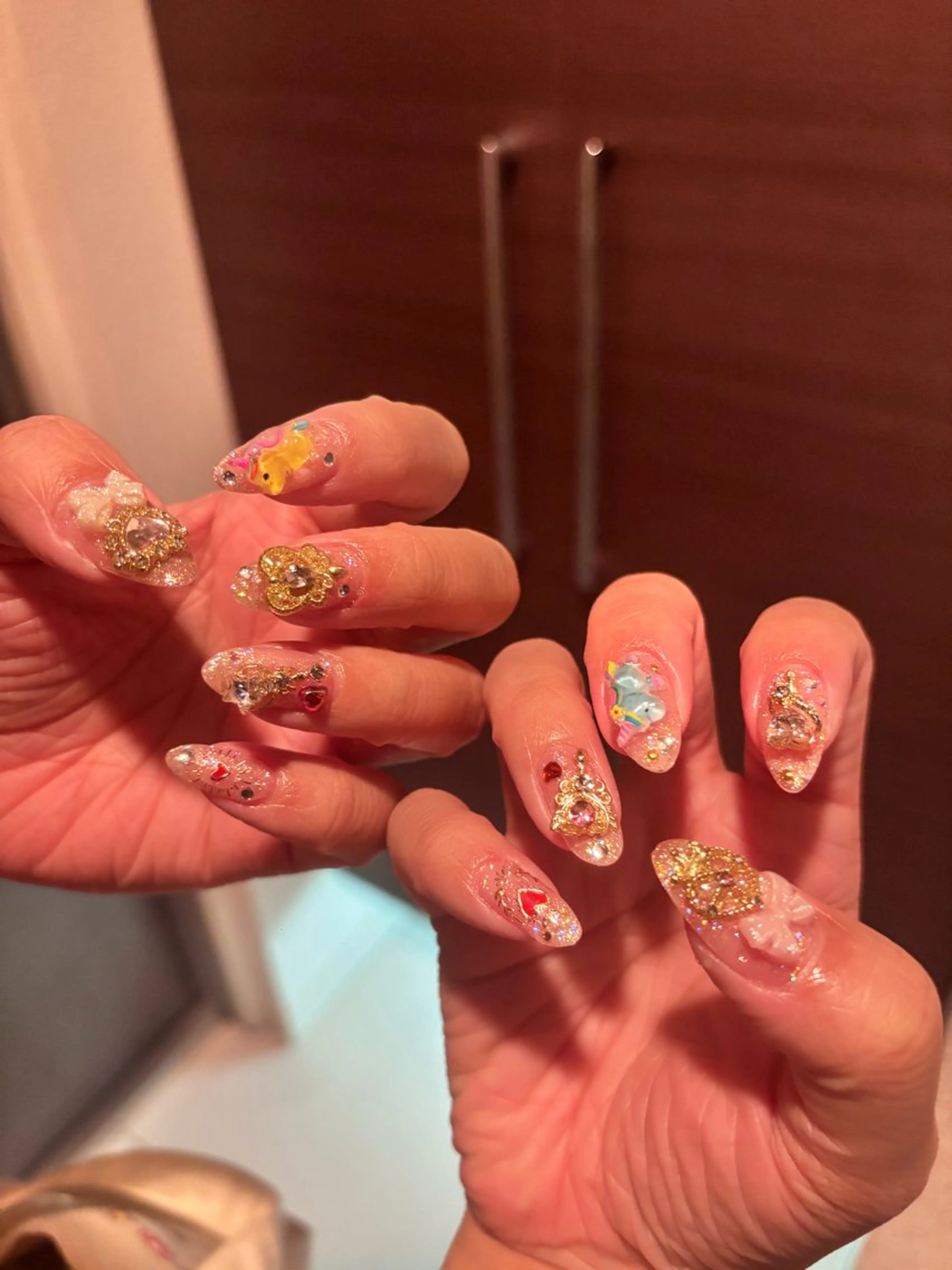 ネイル ハンドネイル 海外ネイル u4me🦄💜のネイルデザイン