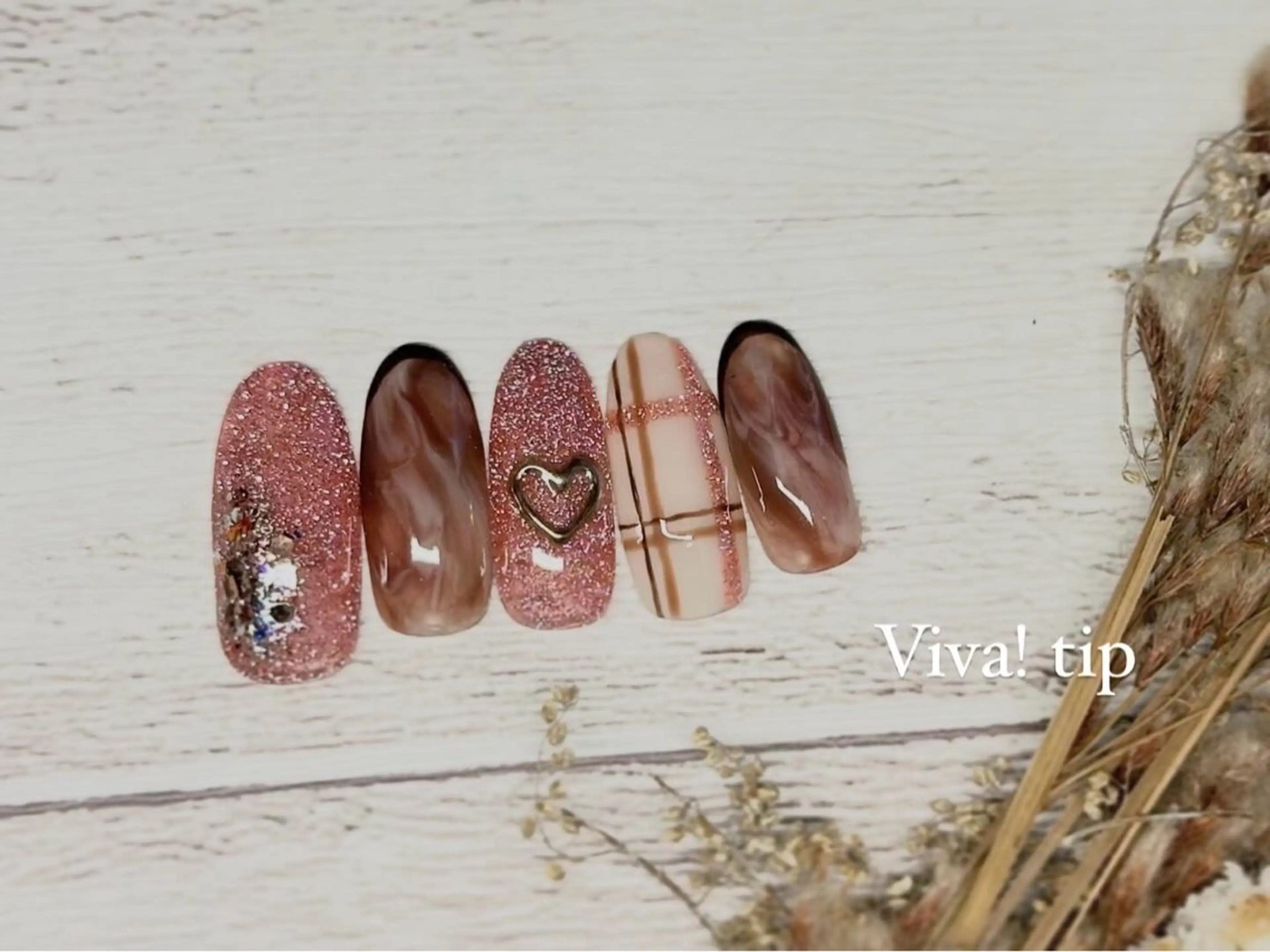 ネイル Viva!tip ビバティップネイルのネイルデザイン