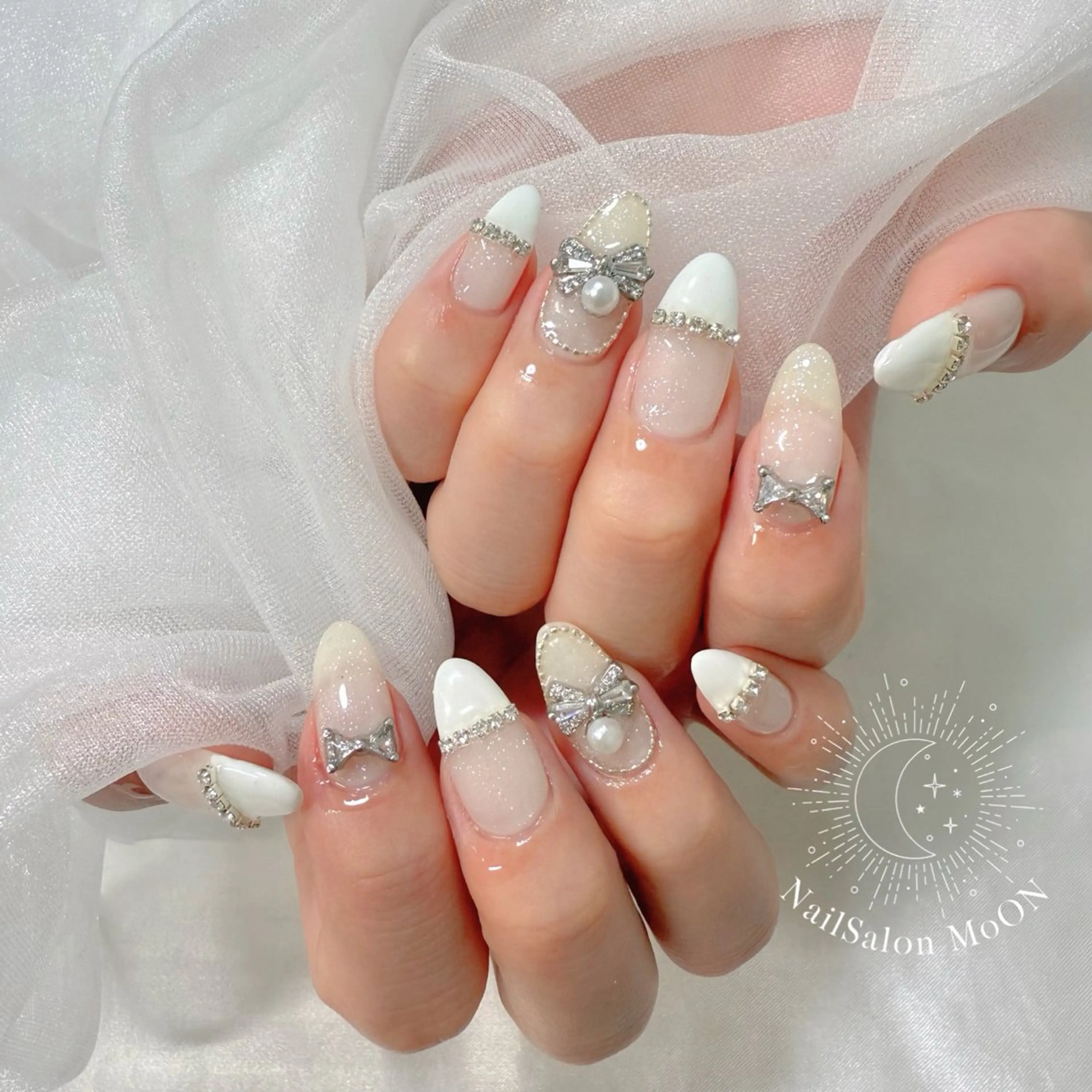 ネイル MoON...❤︎ MeGuのネイルデザイン