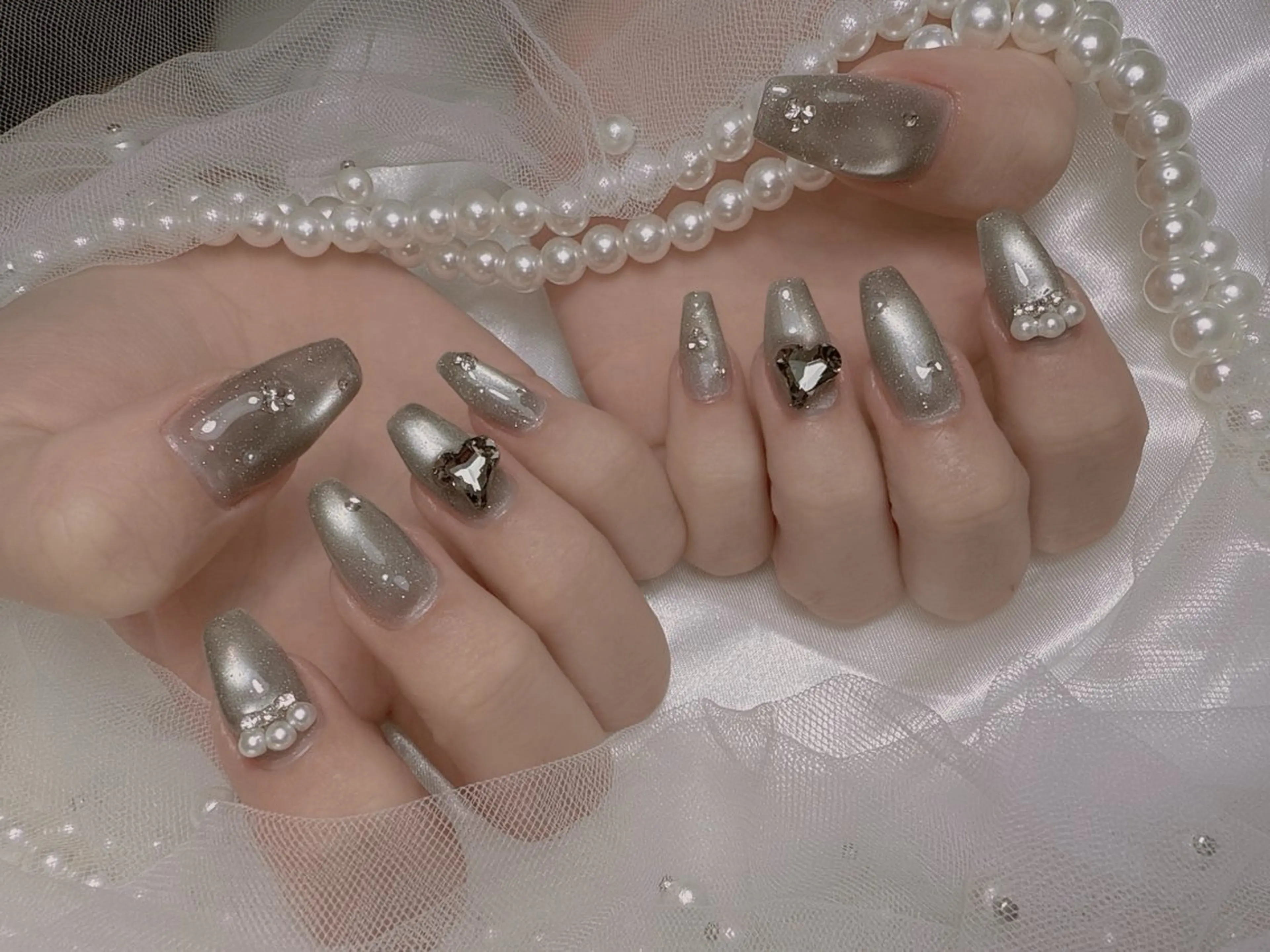 ネイル 【emu道頓堀】 HONOKAのネイルデザイン