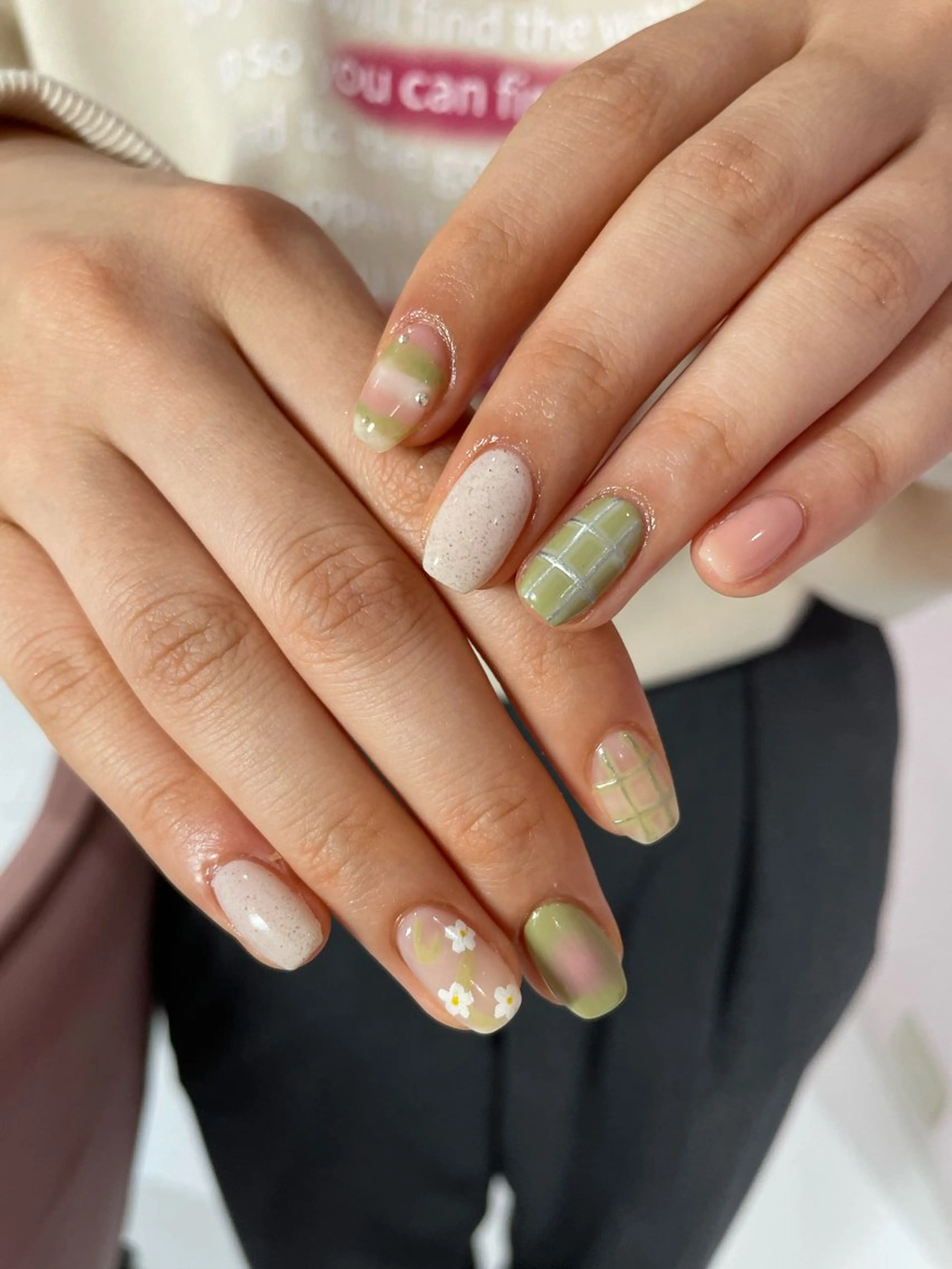 ネイル ハンドネイル aika.M DEE yabaのネイルデザイン