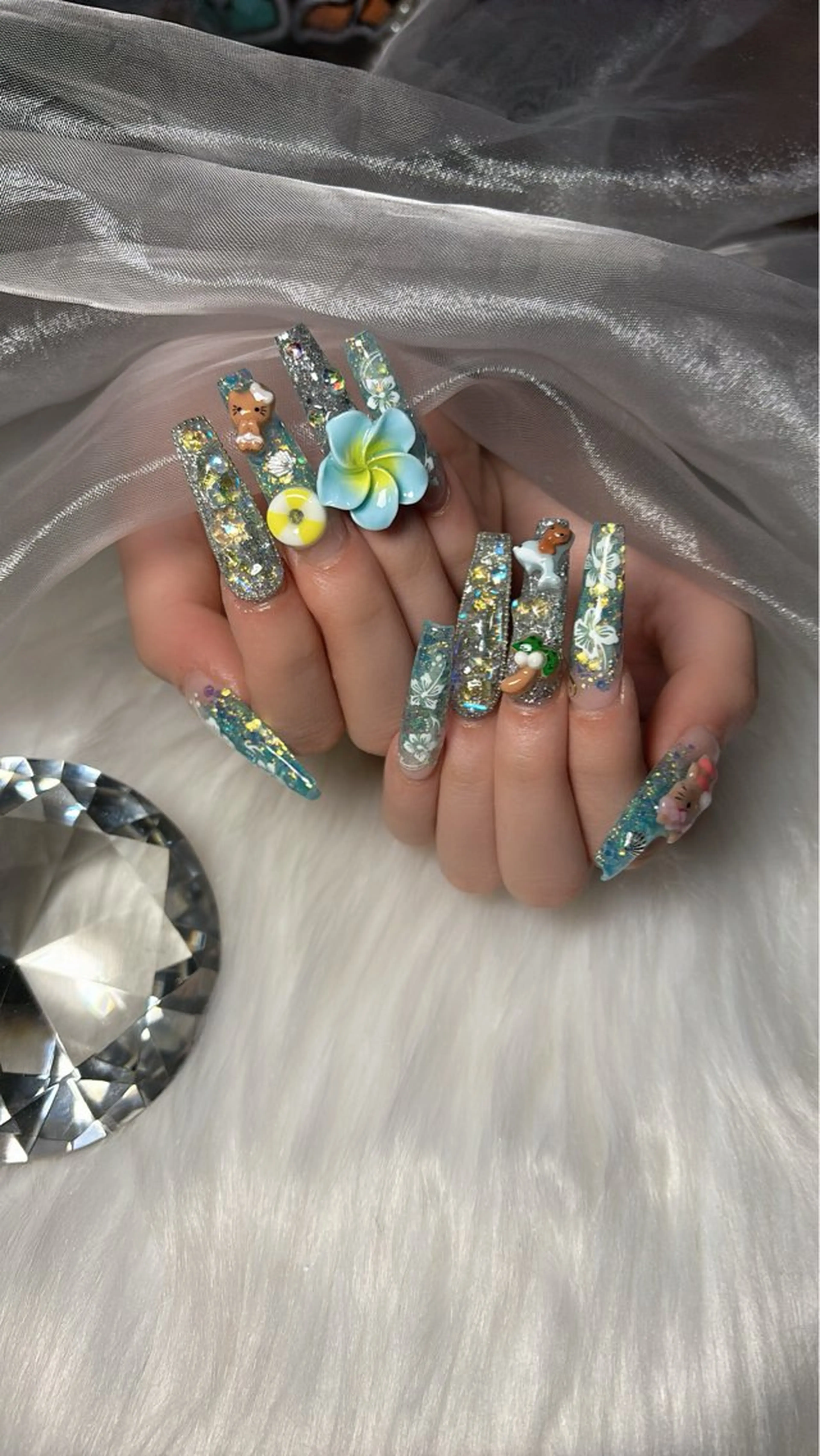 ネイル ロングネイル ハンドネイル Kayo 💅のネイルデザイン