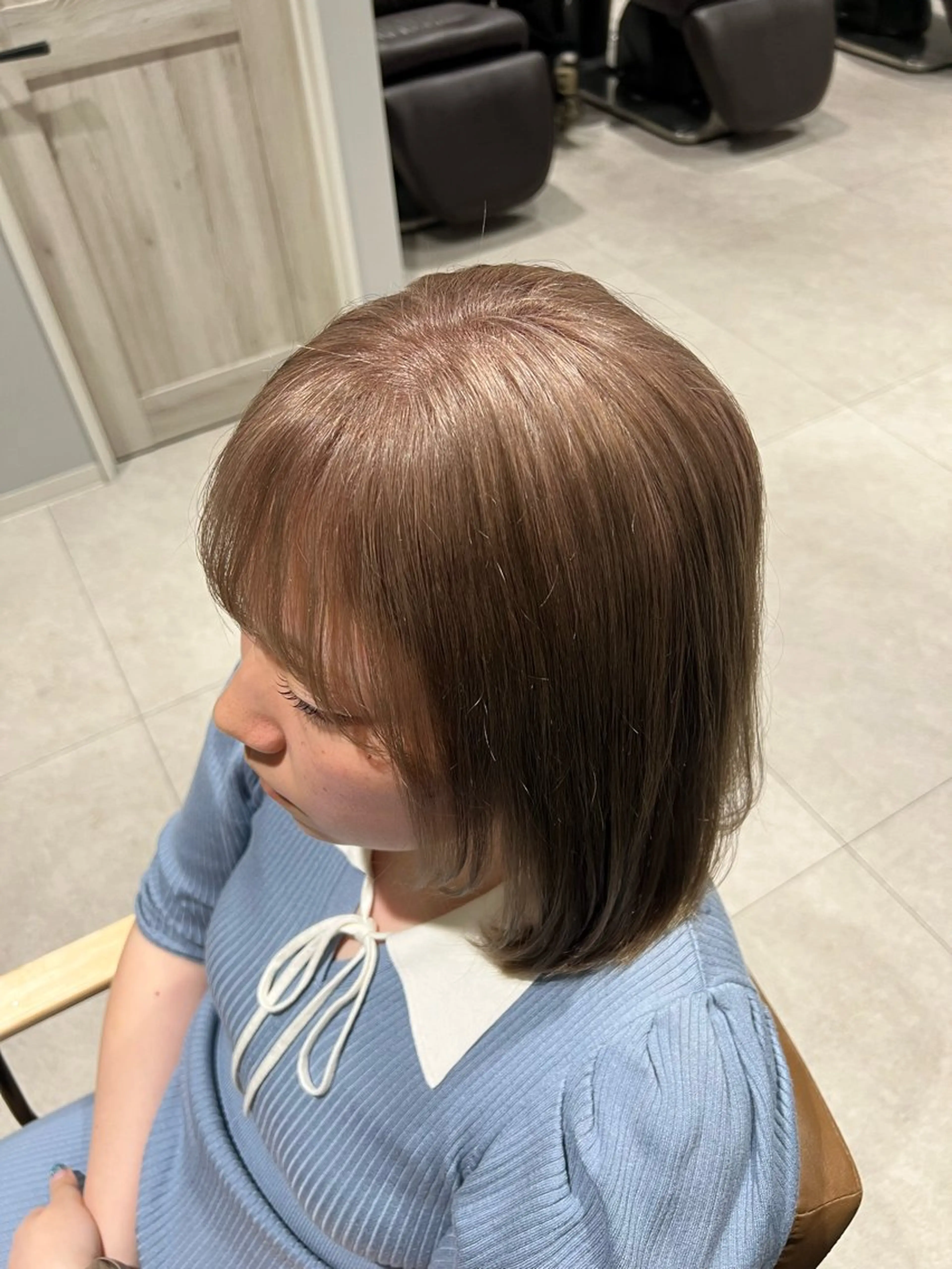 ミディアム 透明感カラー/ベージ ュ/HIKARU🌿のヘアスタイル