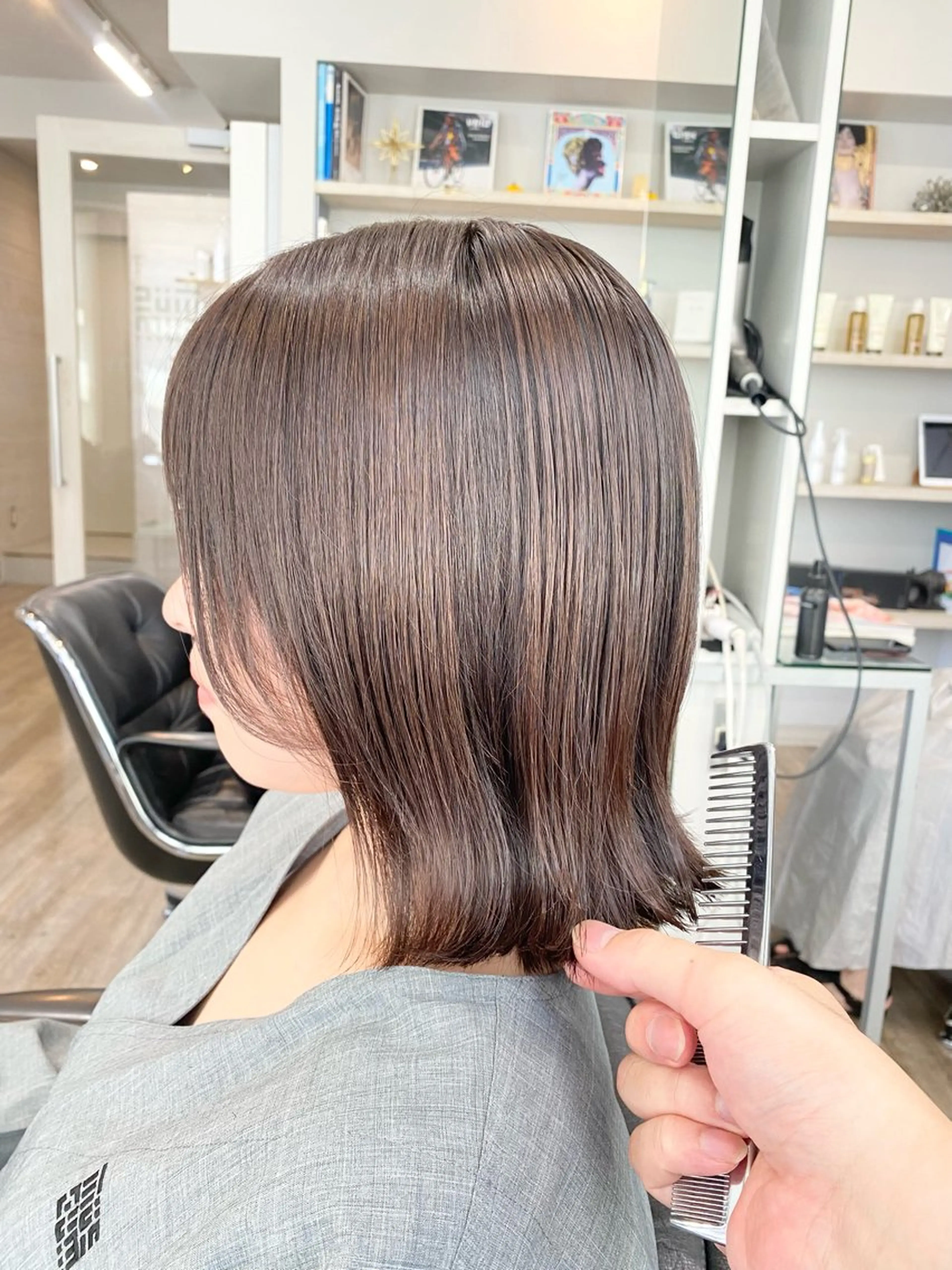 ミディアム パーマ・レイヤー 髪質改善・TANIのヘアスタイル