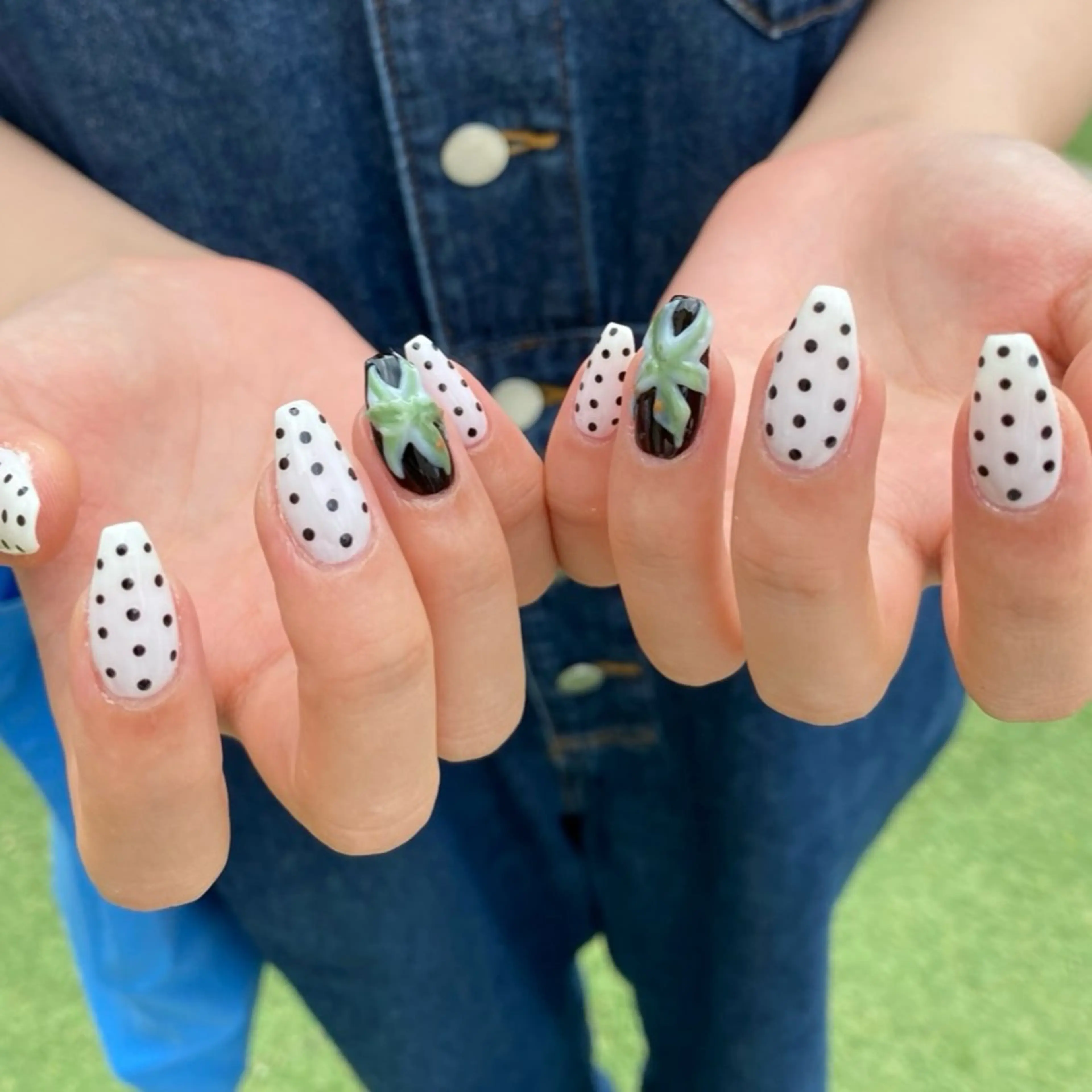 ネイル デコパーツが得意♪ ネイル/眉毛/エステの眉毛・アイブロウイメージ