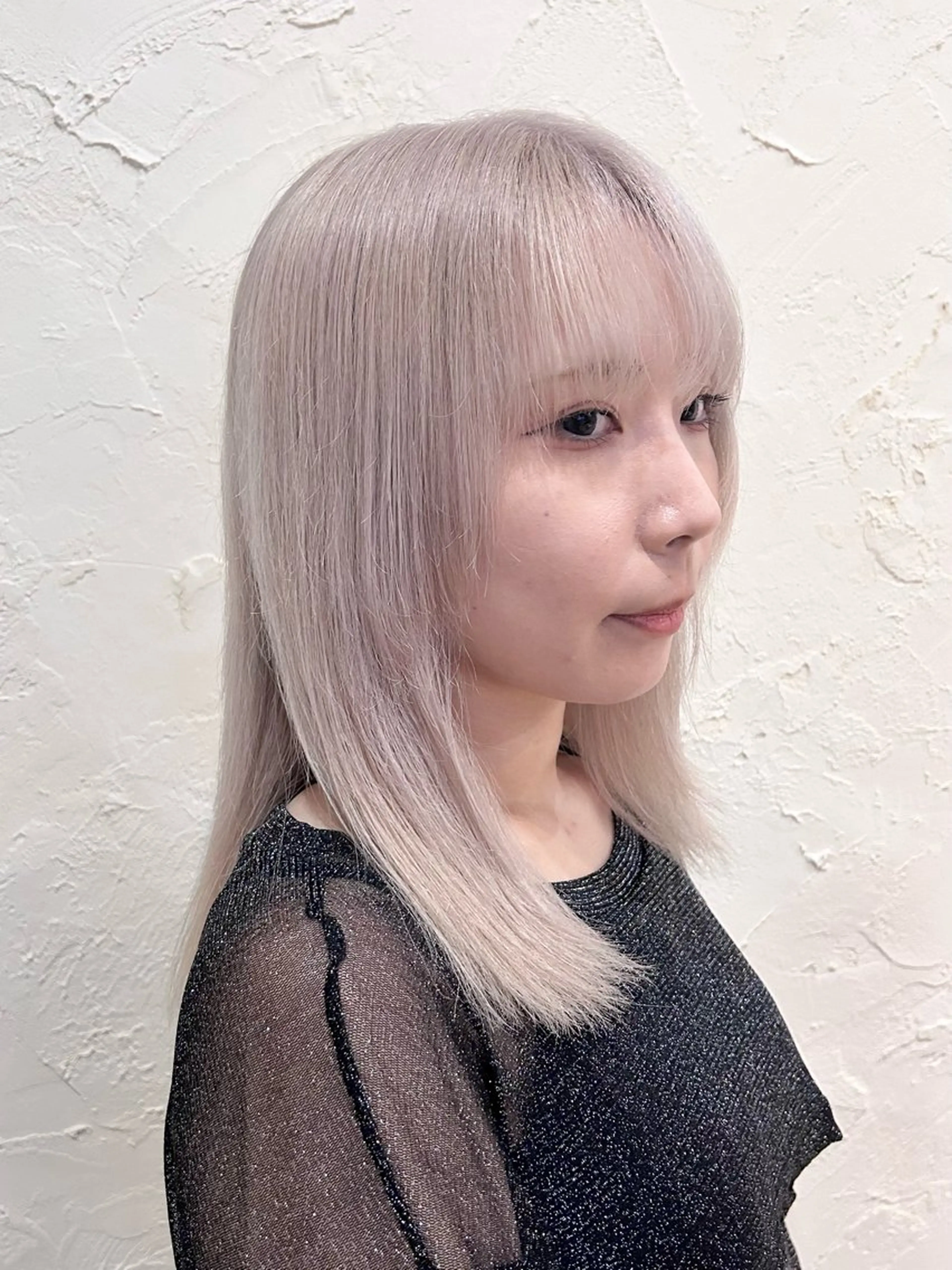 セミロング カラー 井手 孔介のヘアスタイル