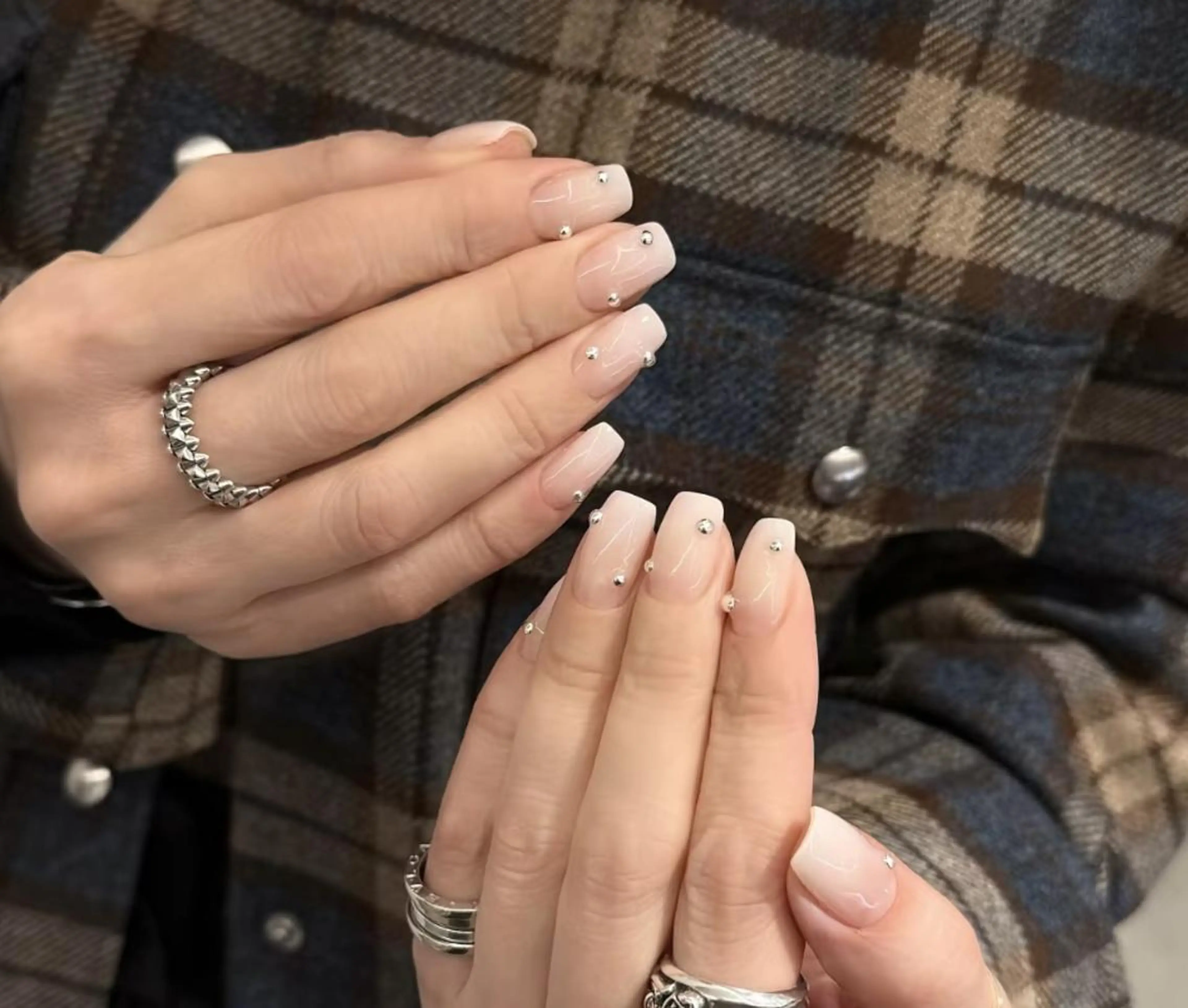 ネイル エリ🫧 nail池袋東口のネイルデザイン