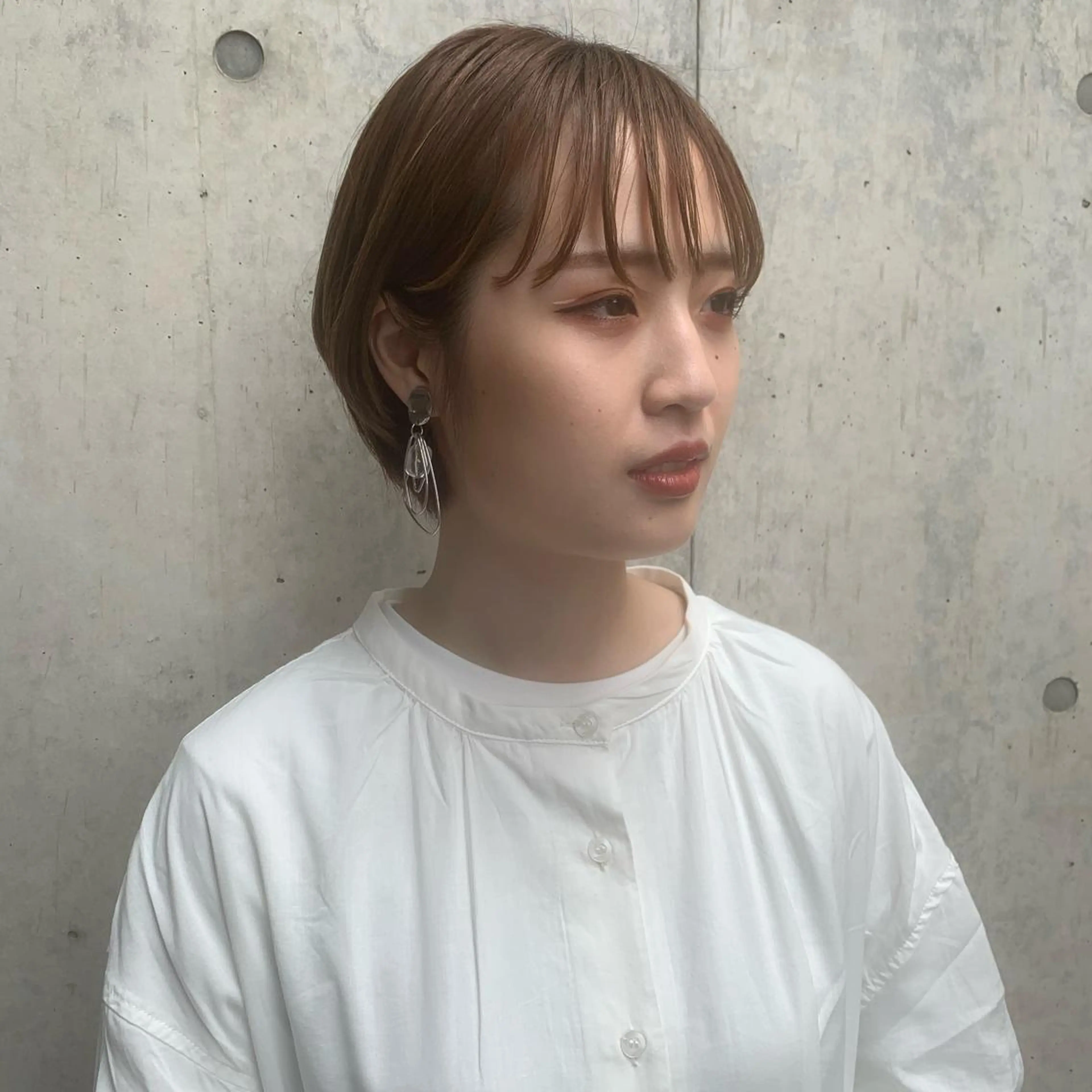 ショート カラー ヘアカラー 袴田 伊代のヘアスタイル