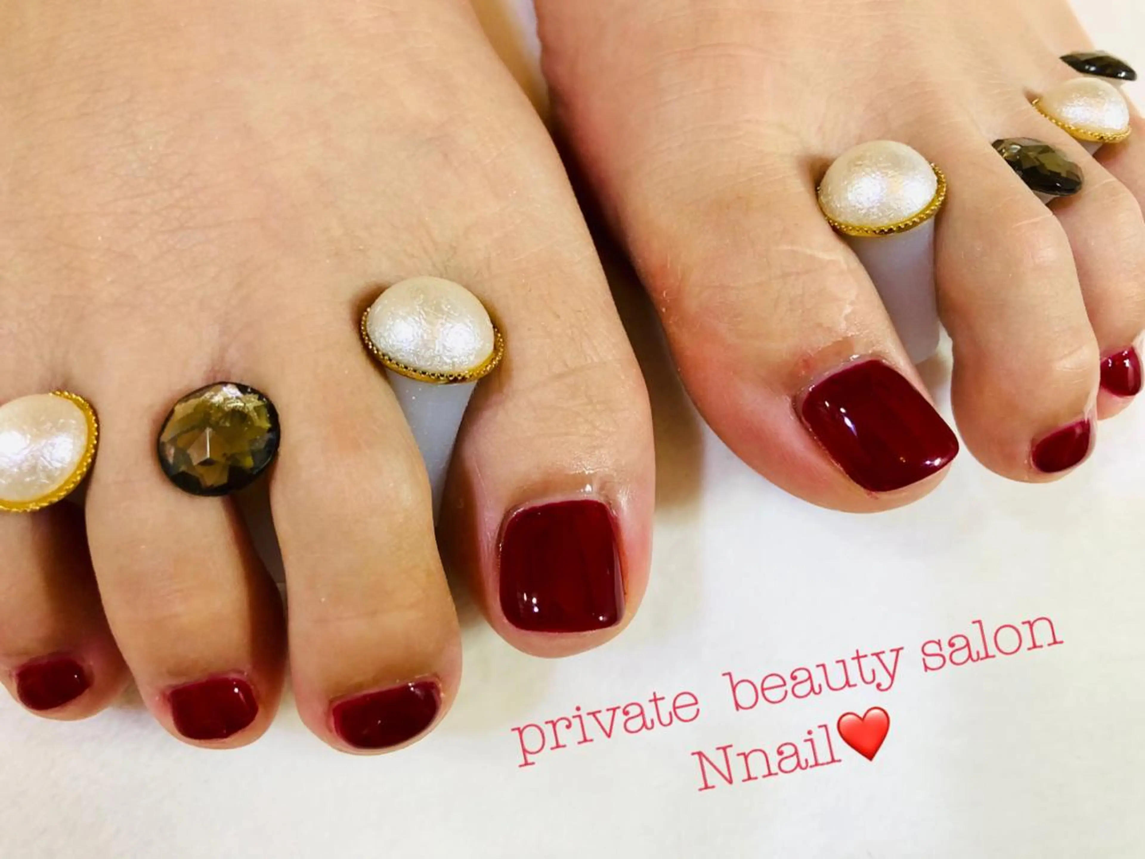 ネイル ワンカラーネイル 赤色 🌿Nnail🌿 プライベートサロンのネイルデザイン