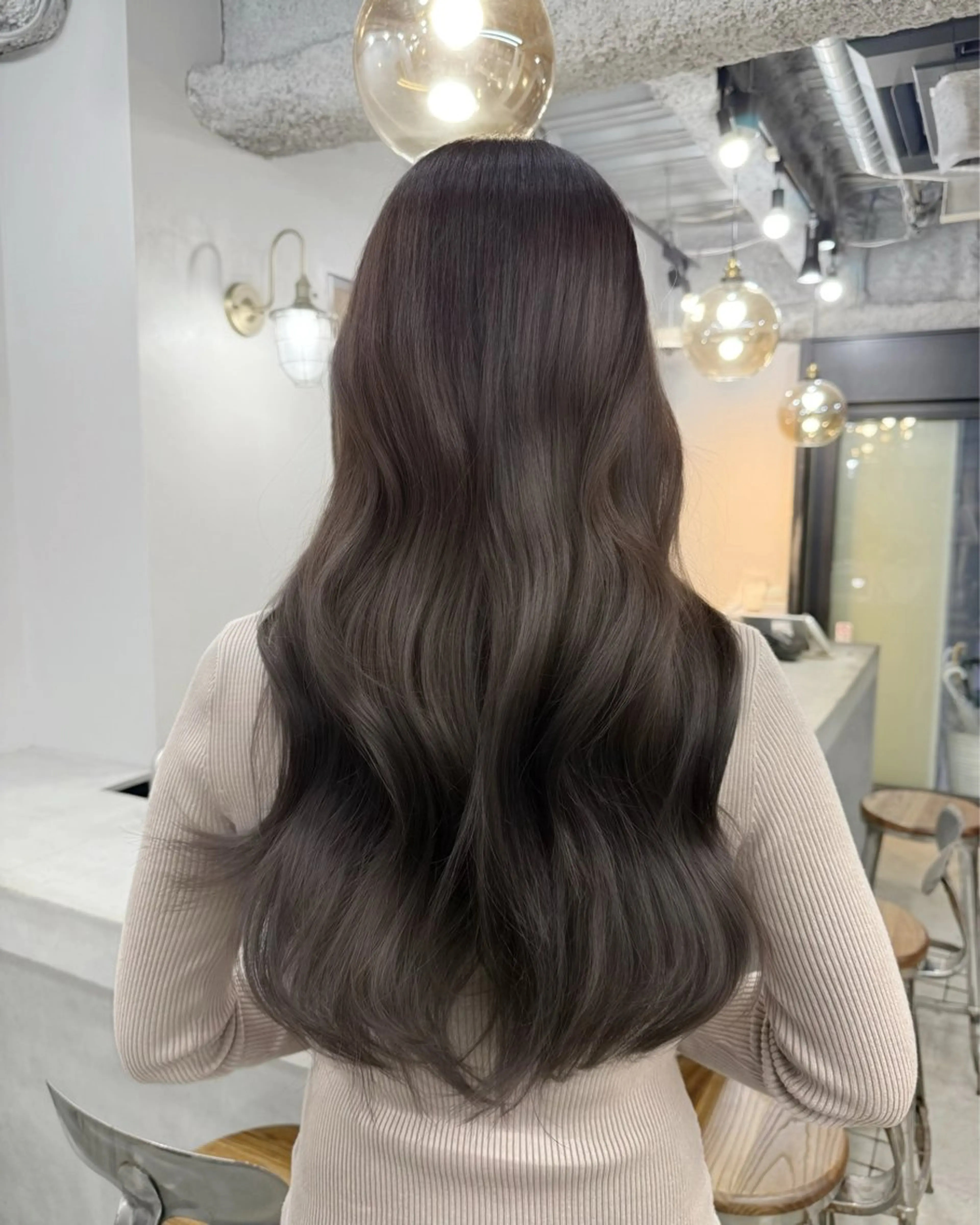 ロング カラー 透明感カラー グレージュ 韓国風ヘア カット ヘアカラー トリートメント 韓国ヘア🫧 KAZUTOのヘアスタイル