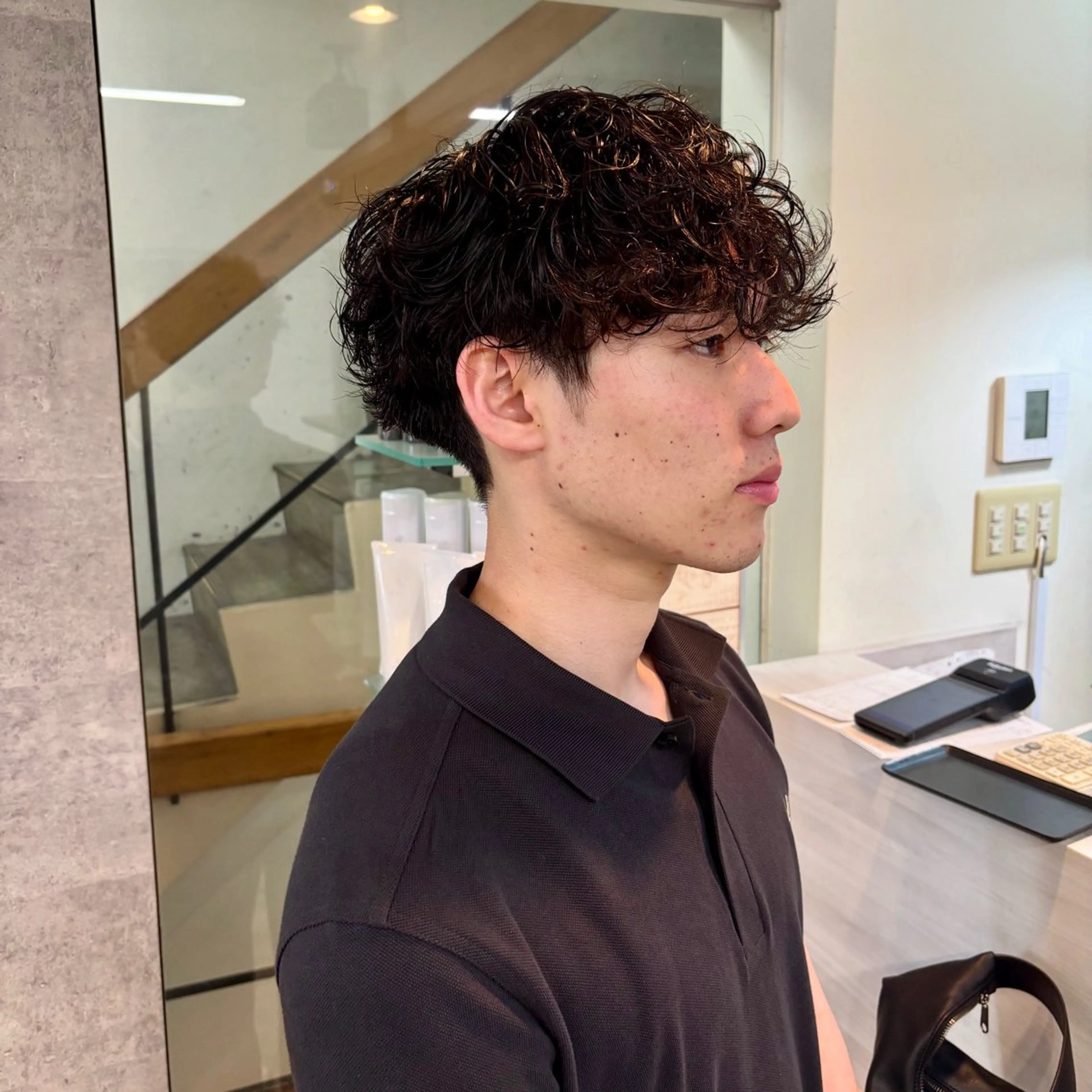 メンズ 波巻きパーマ カット パーマ 谷昂将　メンズ梅田 /パーマ/毛流れのヘアスタイル