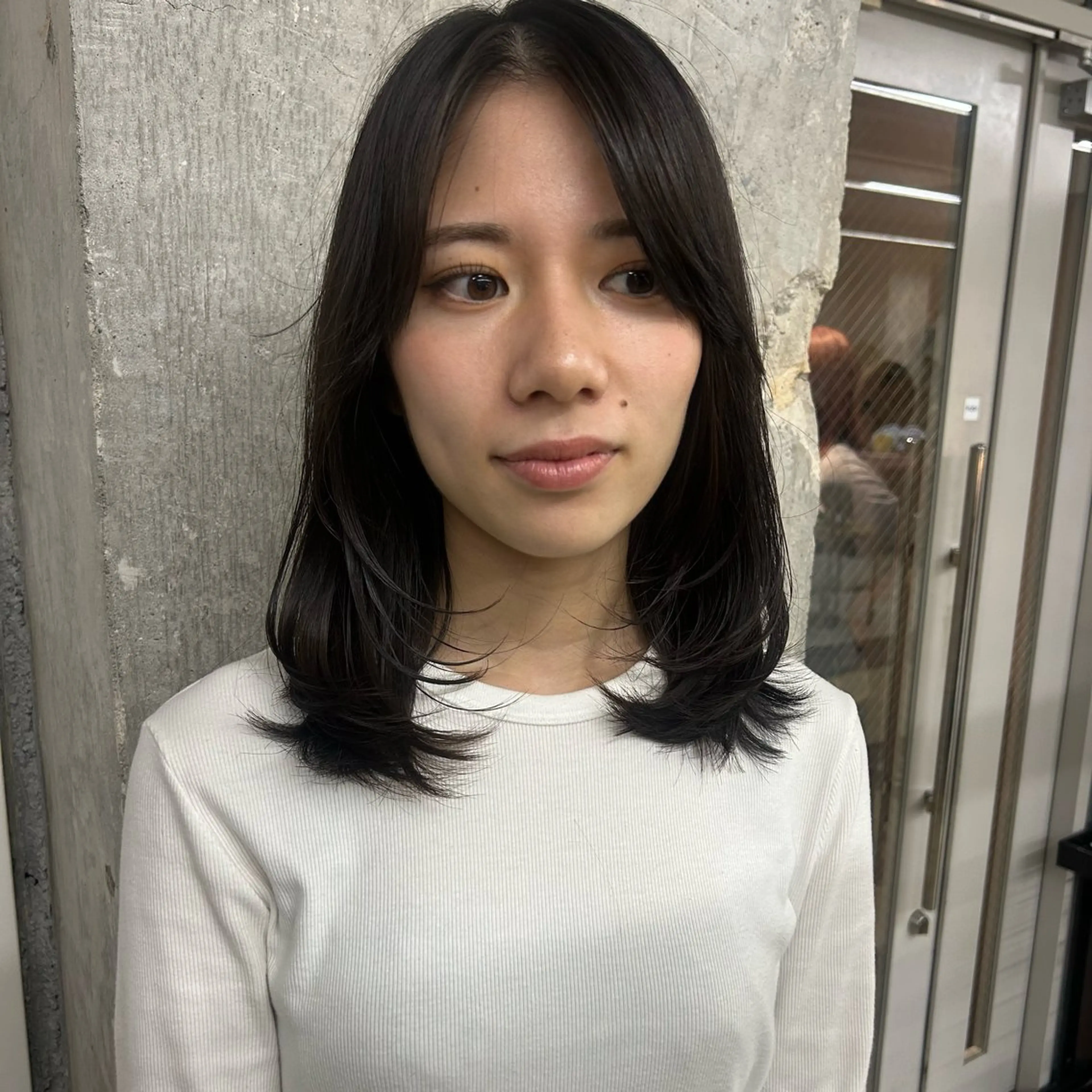 ミディアム ミディアムレイヤー レイヤーカット カット ヘアカラー 伊藤ほのか/パーマ /酸性ストレートのヘアスタイル