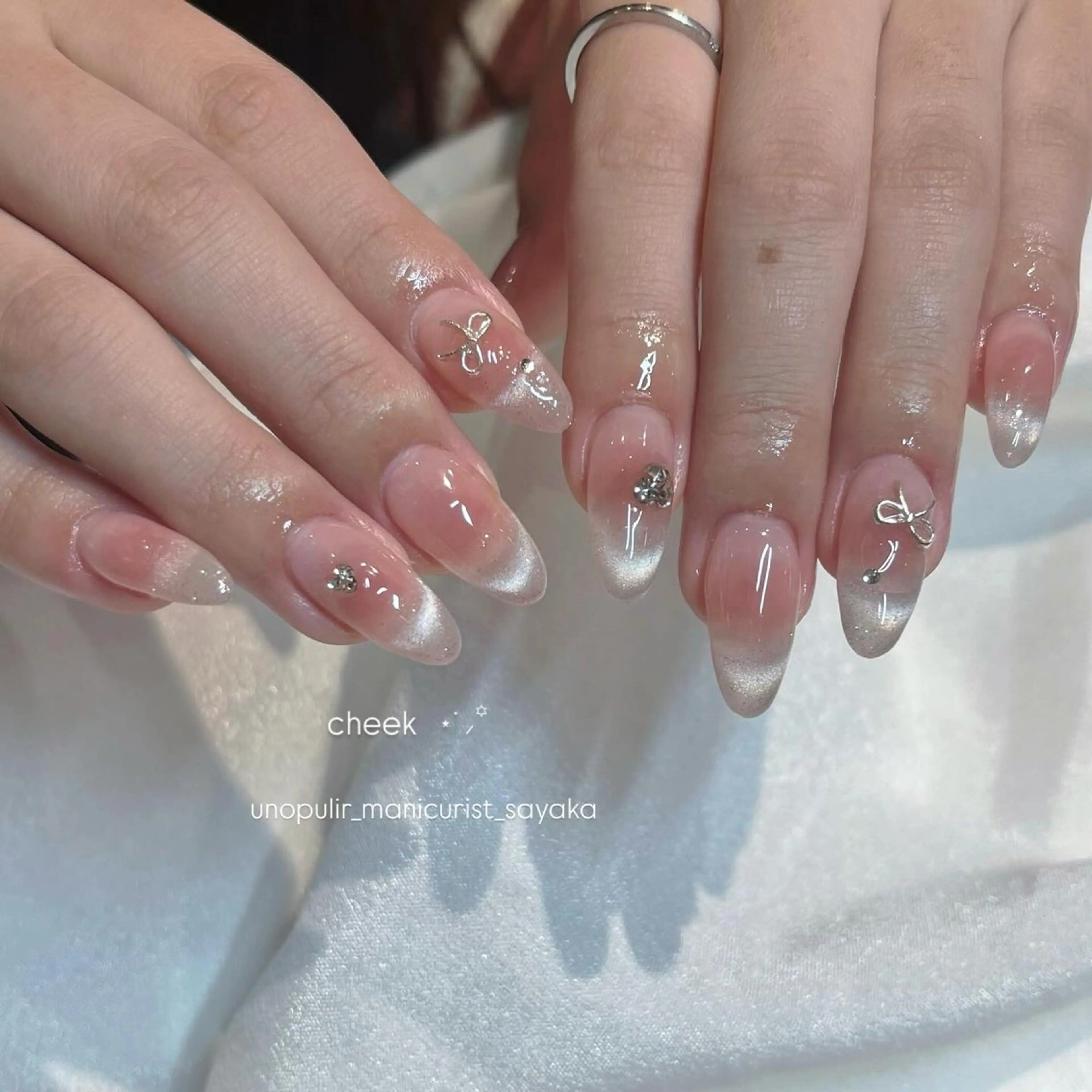ネイル チークネイル ハンドネイル unopulir Sayakaのネイルデザイン