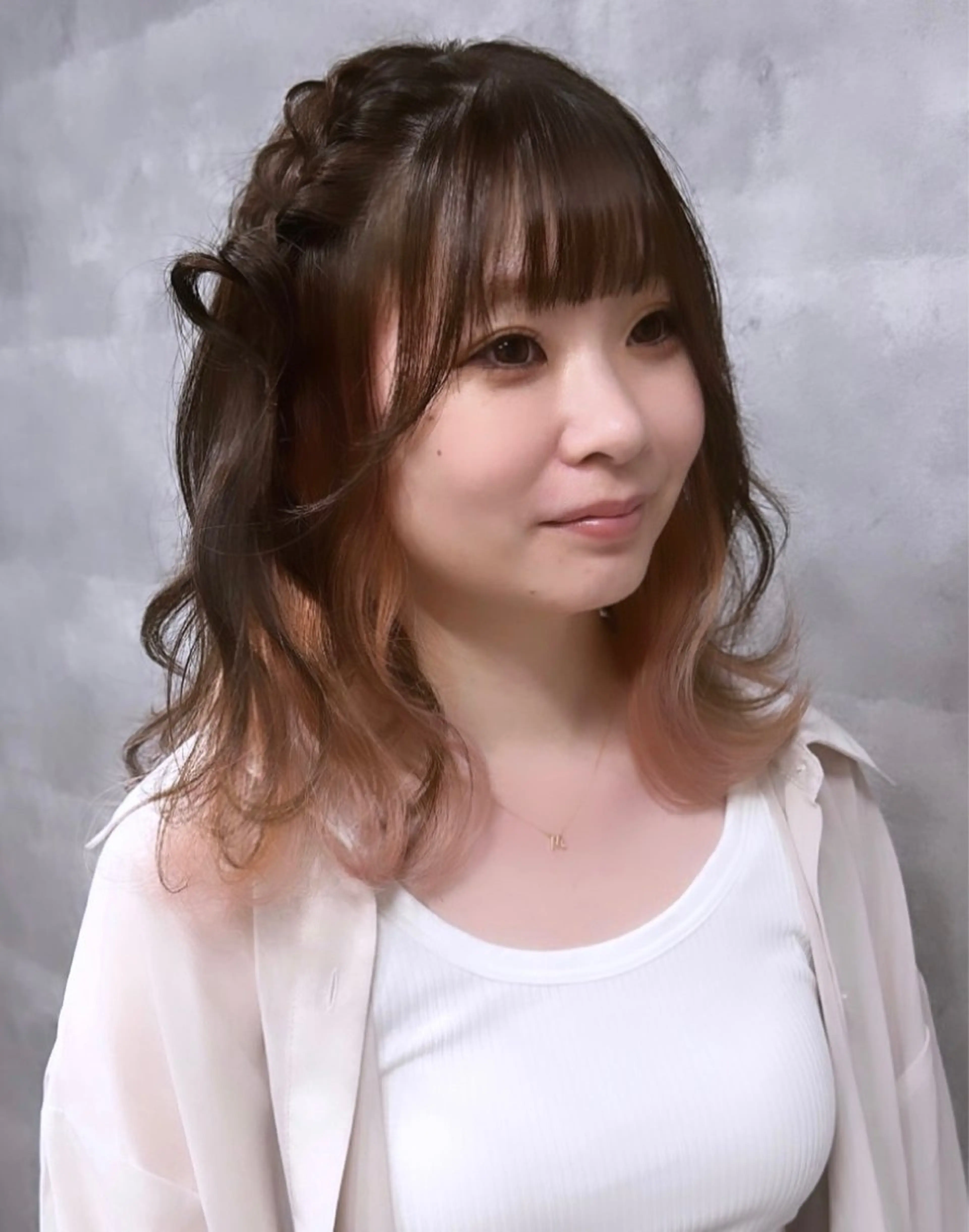 セミロング ラベンダーベージュ カット ヘアカラー トリートメント 🪄🫧ハイトーン/ 乙津茜🐰L'wisのヘアスタイル