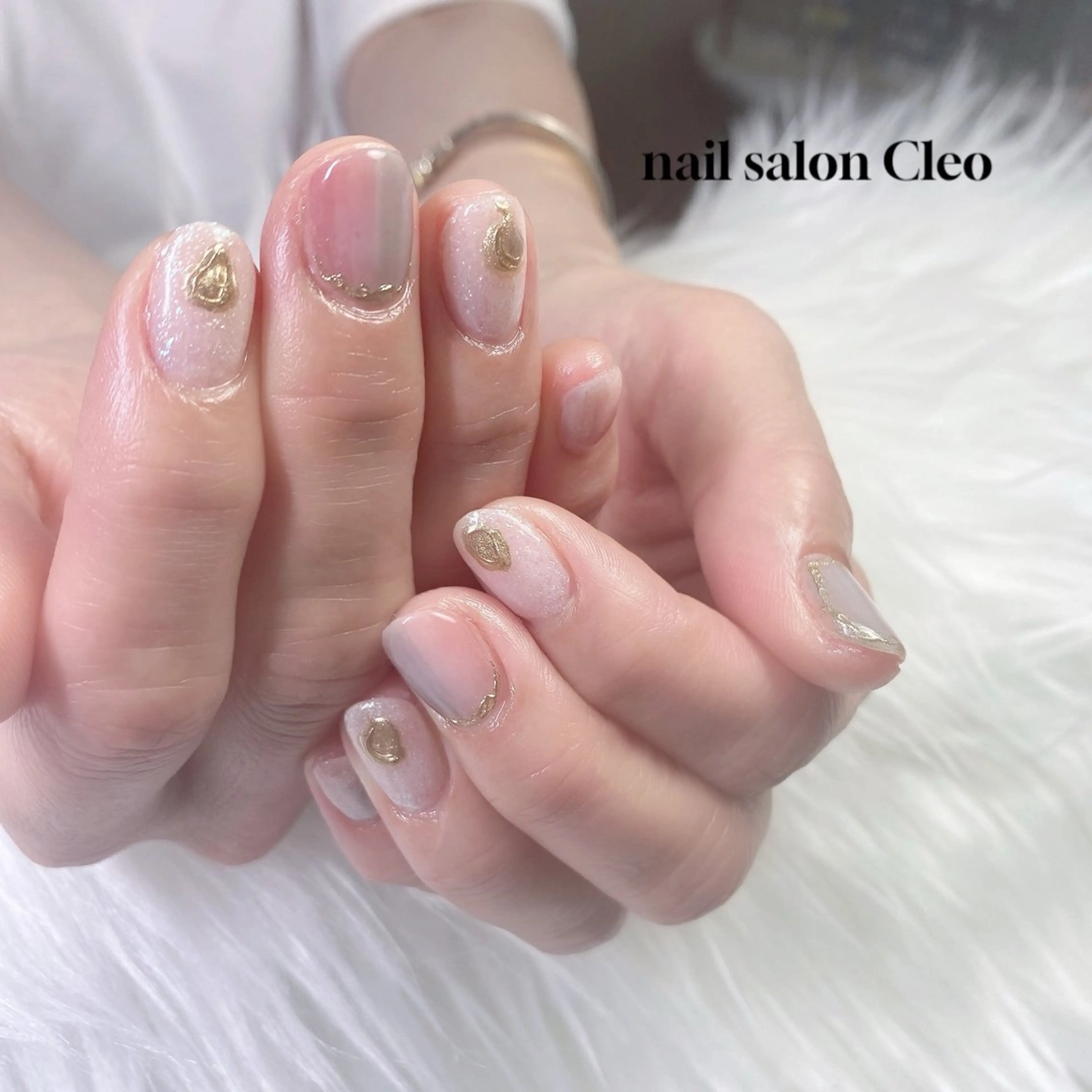 ネイル アートネイル ゴールド グラデーション ミラーネイル Cleo クレオのネイルデザイン