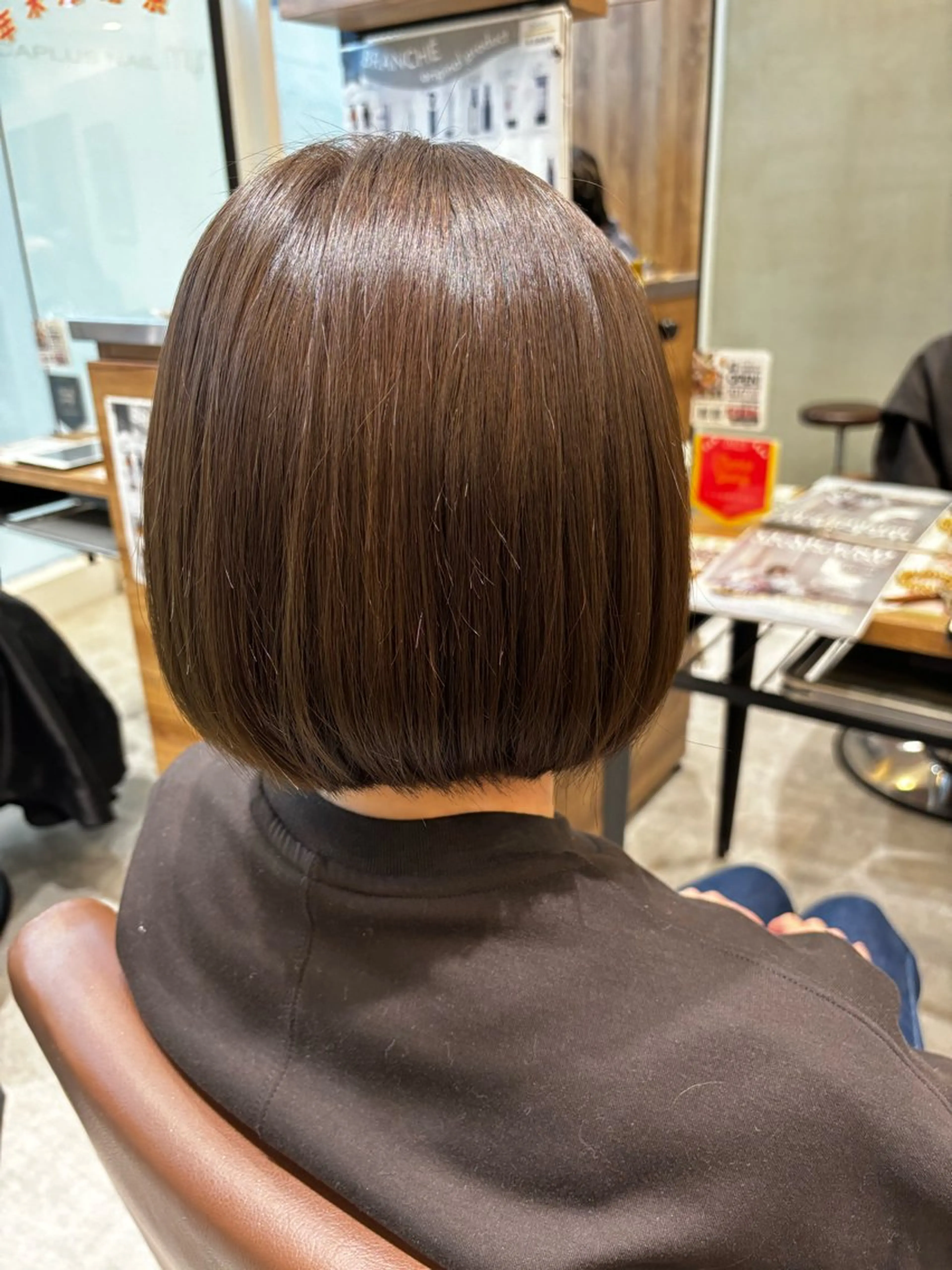 ショート . あゆみのヘアスタイル