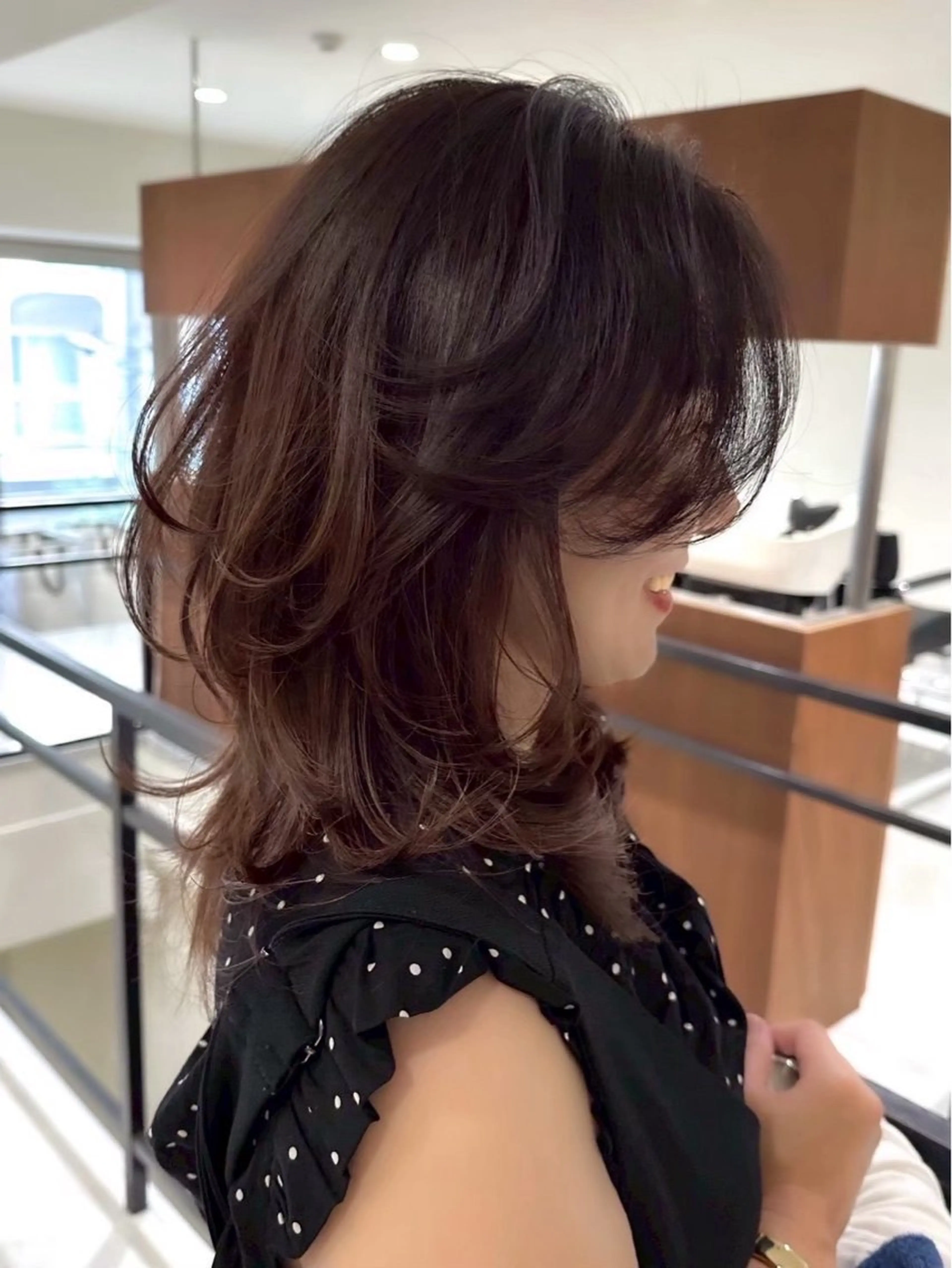 ミディアム ショートボブ ボブ 髪質改善 レイヤーカット トリートメント 市毛 結菜のヘアスタイル