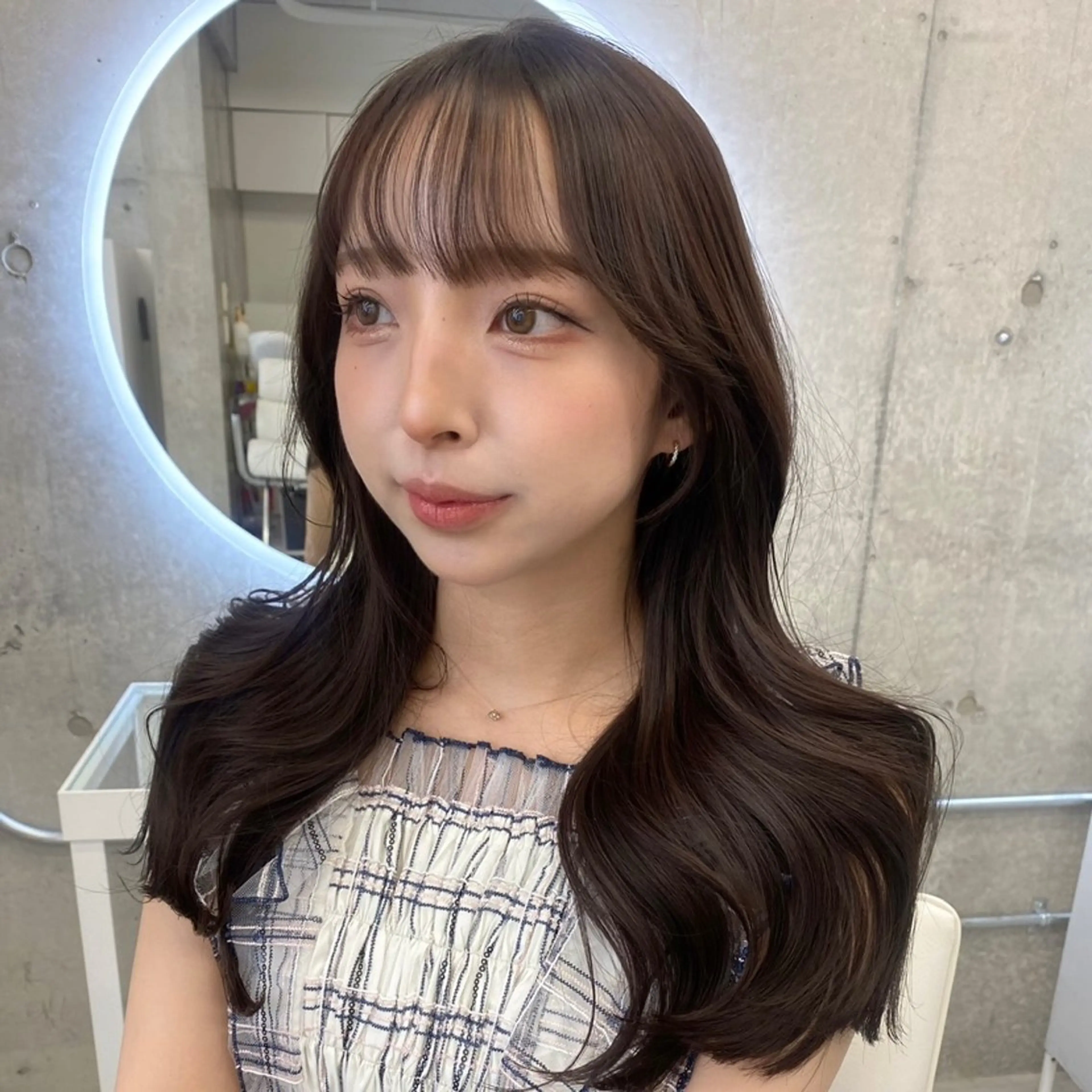 セミロング カット ヘアカラー トリートメント 韓国レイヤー/透明感 カラー🦋mioのヘアスタイル