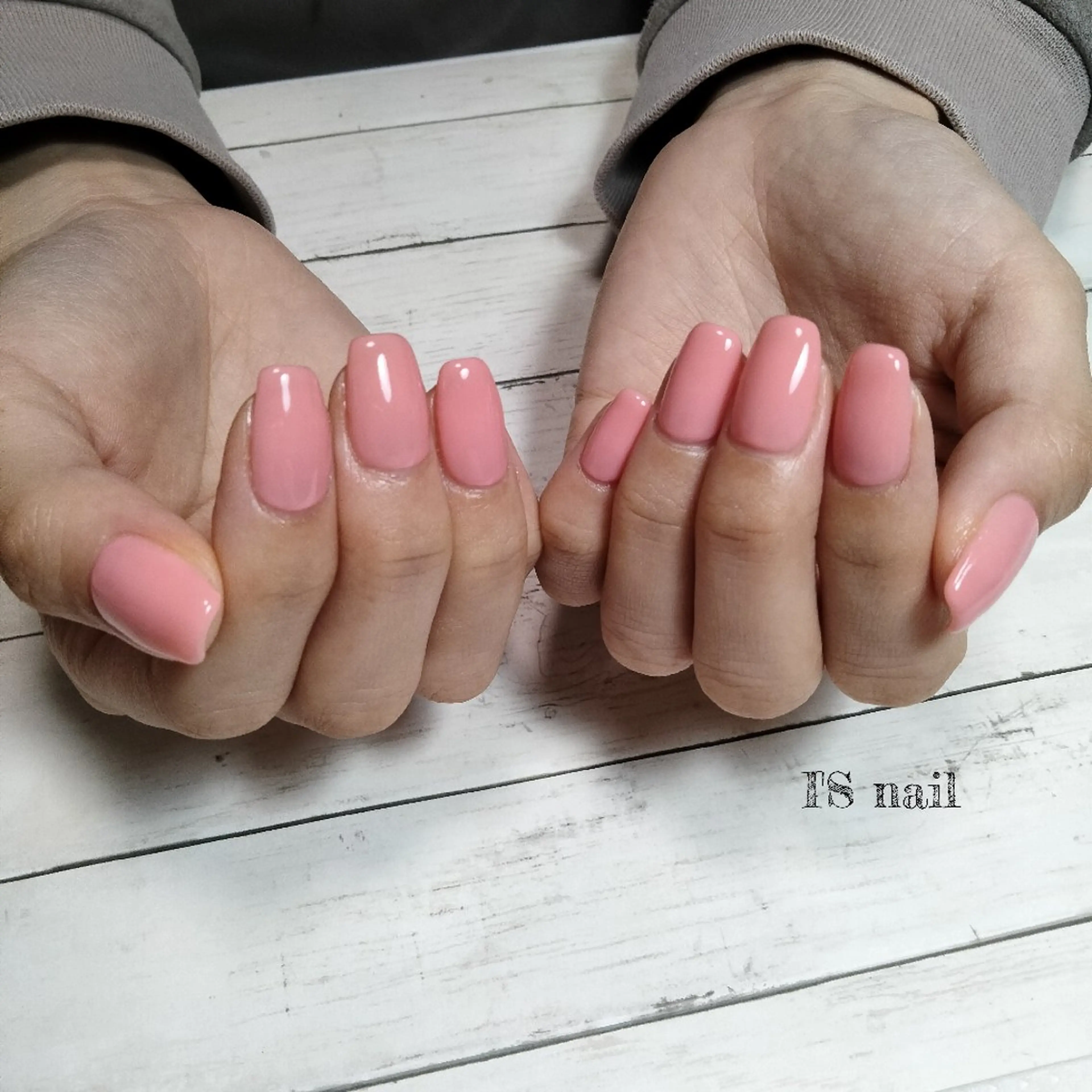 ネイル ワンカラーネイル ピンク ハンドネイル I'S nail 佐野のネイルデザイン