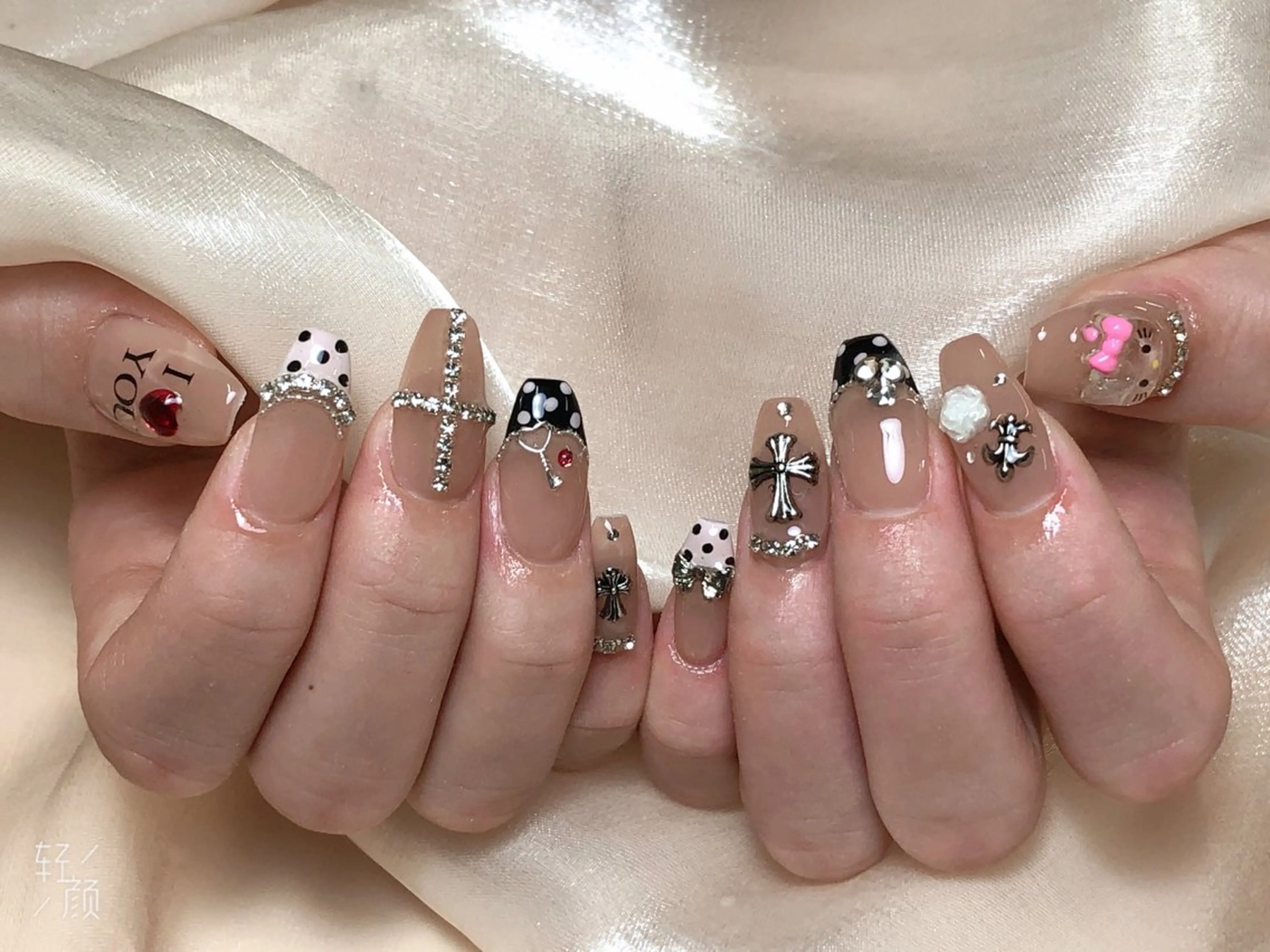 ネイル LR.ONE ヨウのネイルデザイン