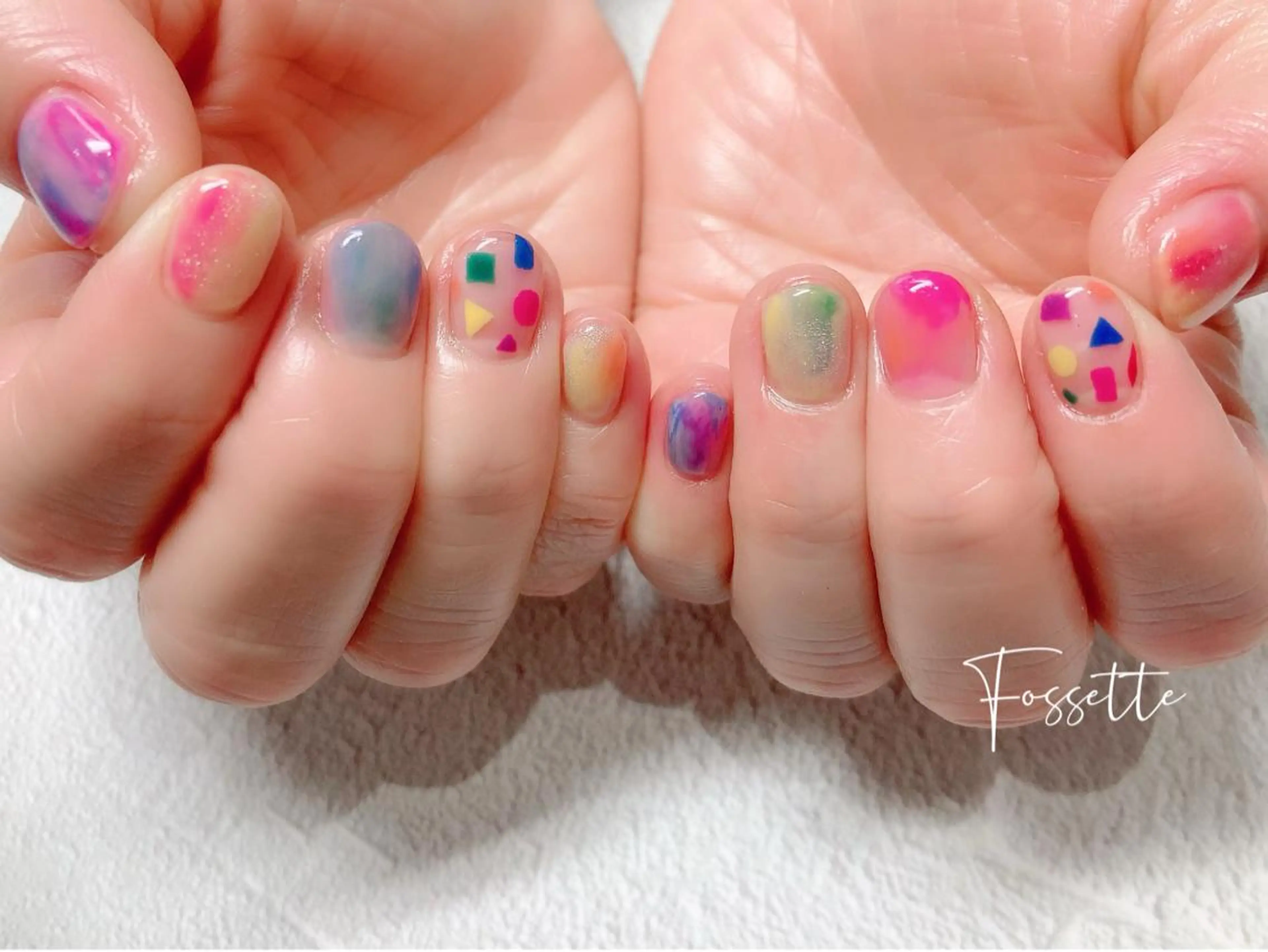 ネイル マグネットネイル ニュアンスネイル nailsalon Fossetteのネイルデザイン