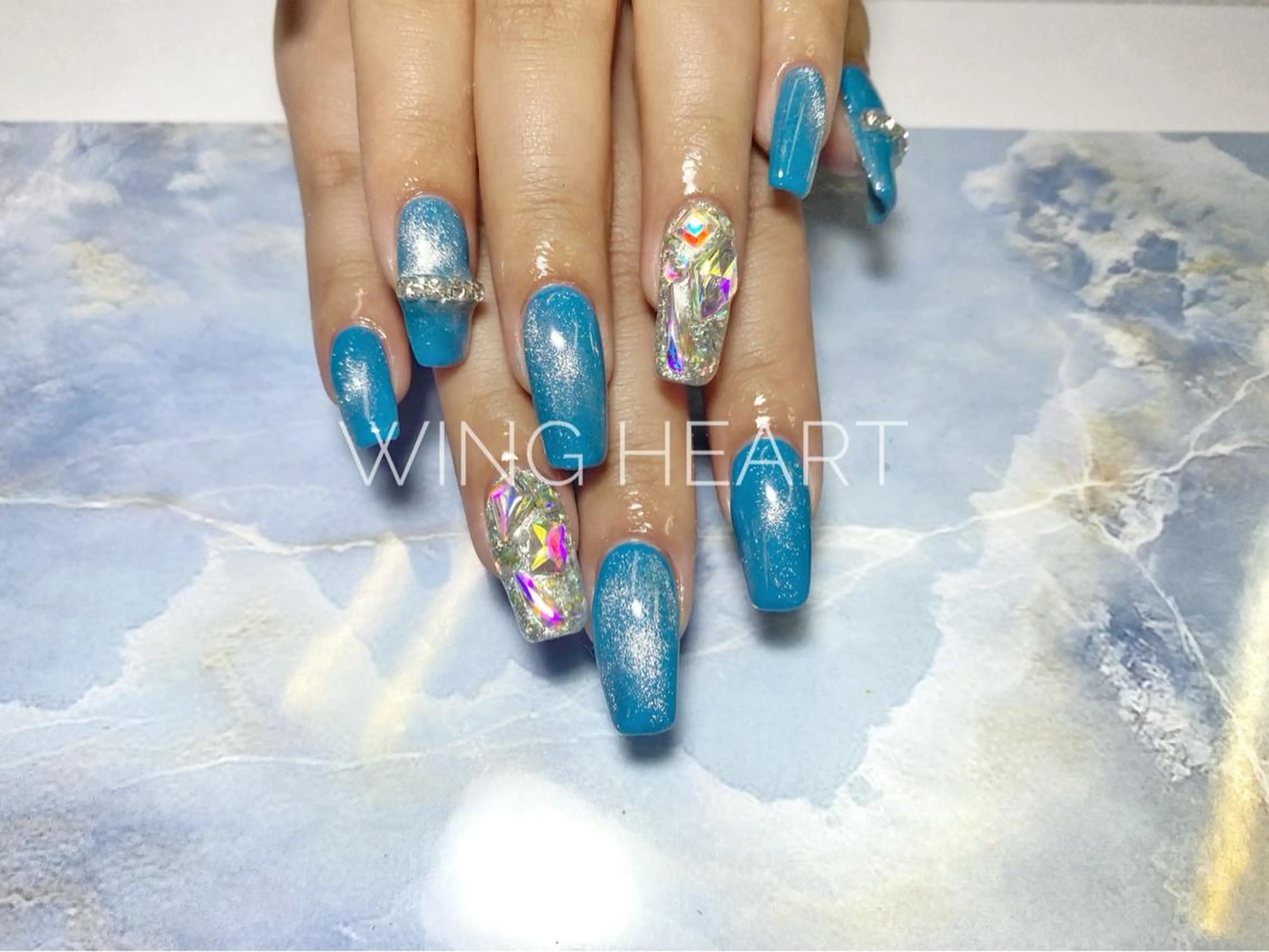 ネイル ハンドネイル O. AKINAのネイルデザイン