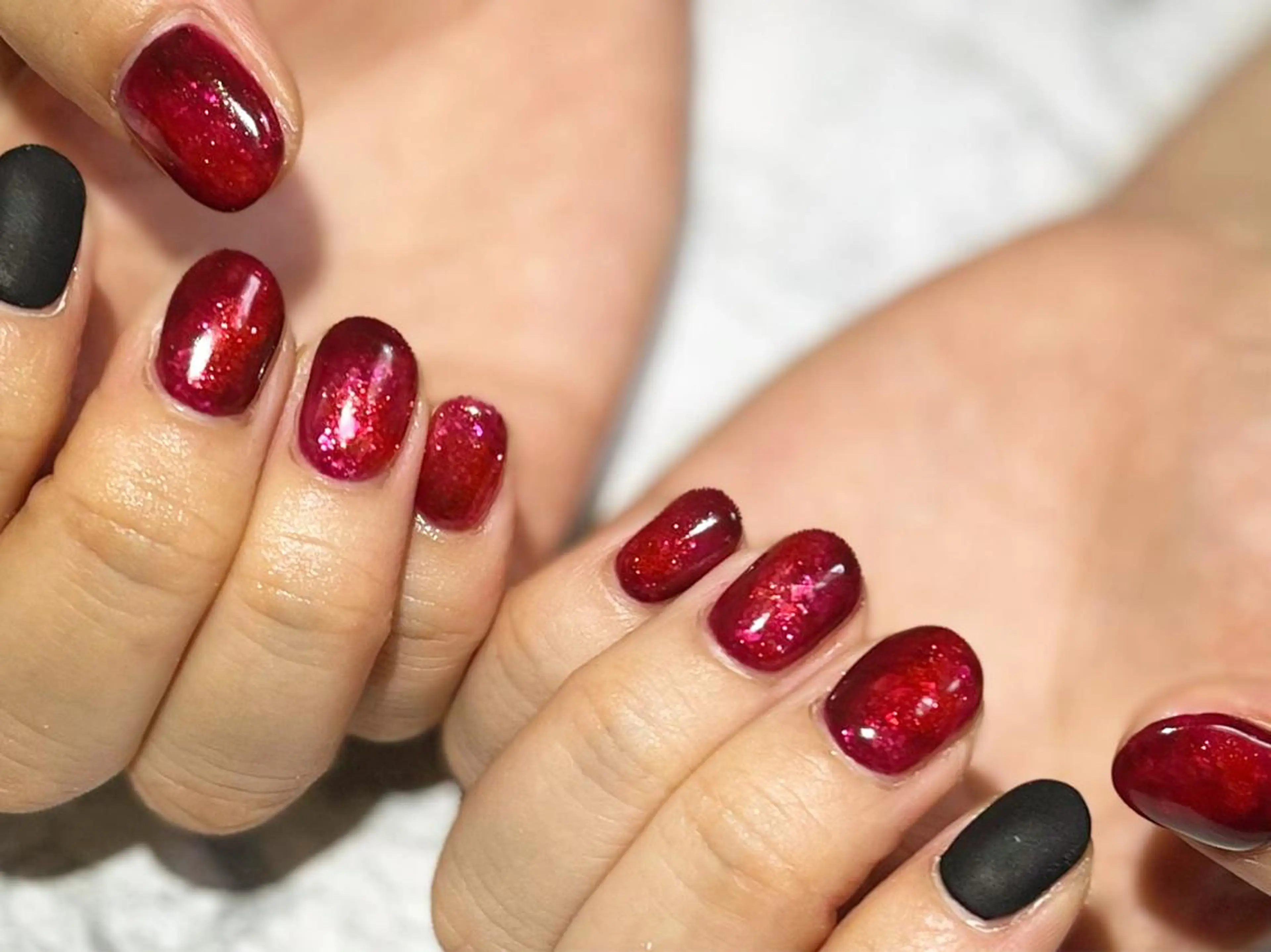 ネイル フットネイル ニュアンスネイル 赤色 シンプルネイル 春ネイル nail fufla ♡yamane♡のネイルデザイン