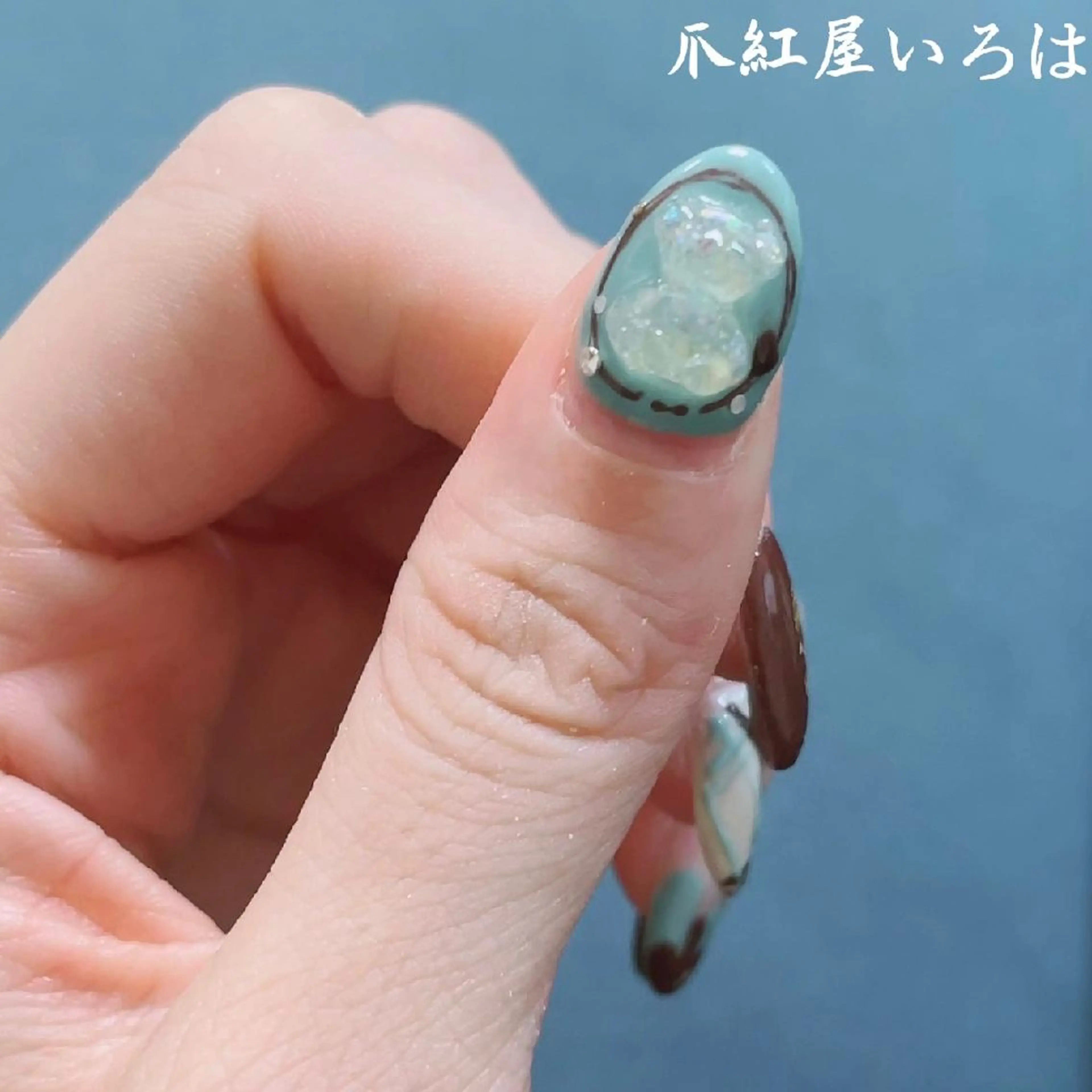 ネイル 爪紅屋 いろはのネイルデザイン