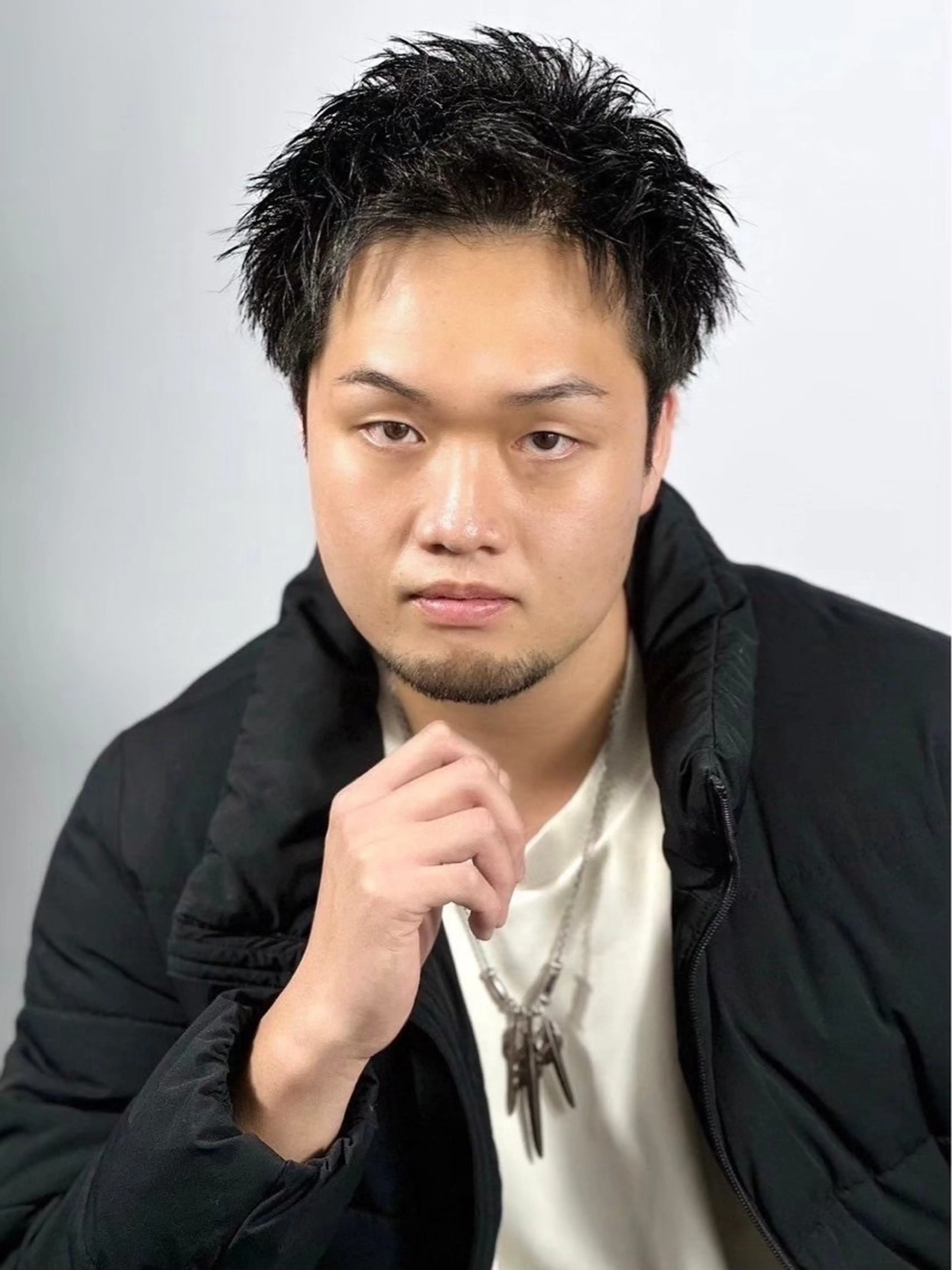 ショート 岡崎 匠海のヘアスタイル