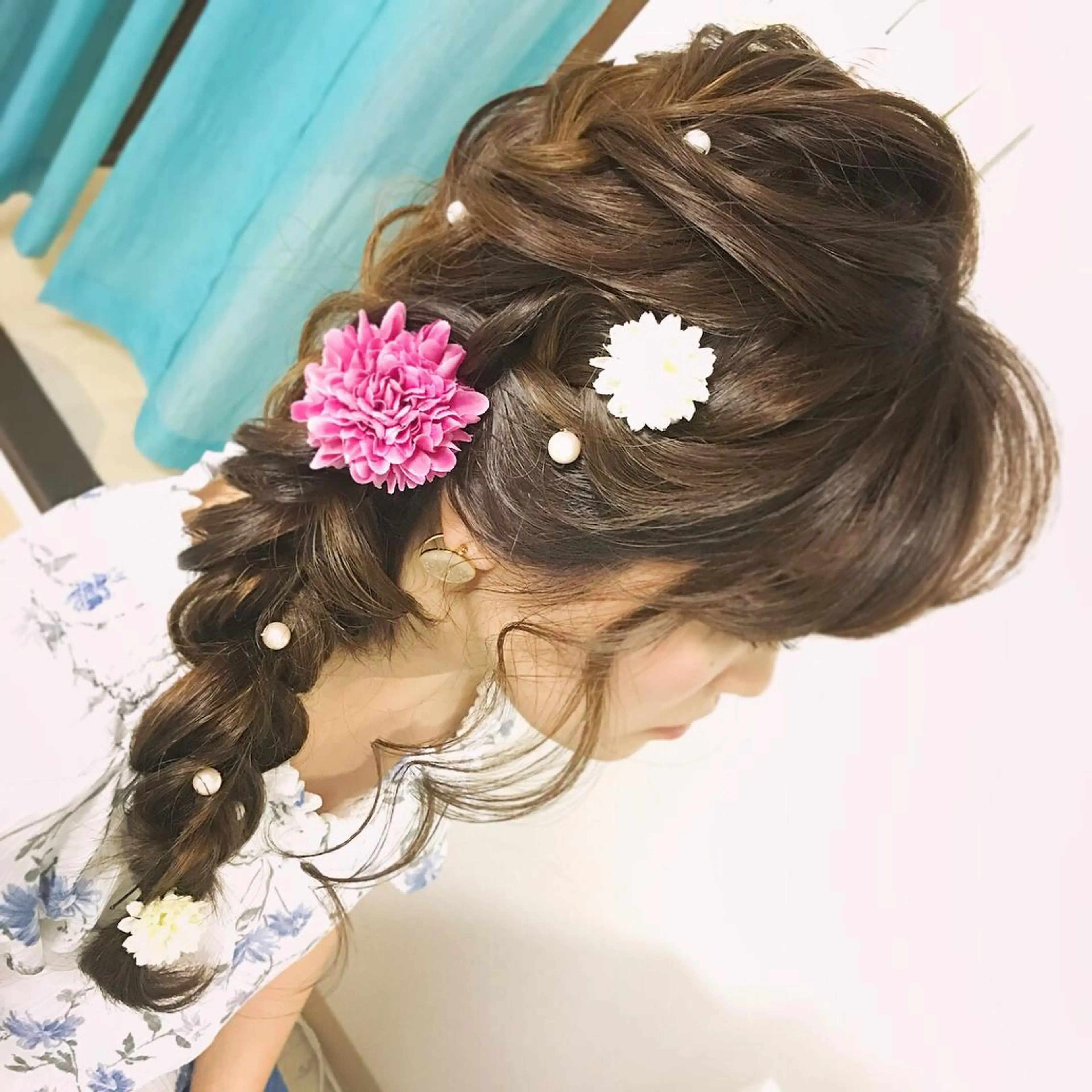 セミロング ヘアアレンジ 《カメレオン》 西田美輝のヘアスタイル