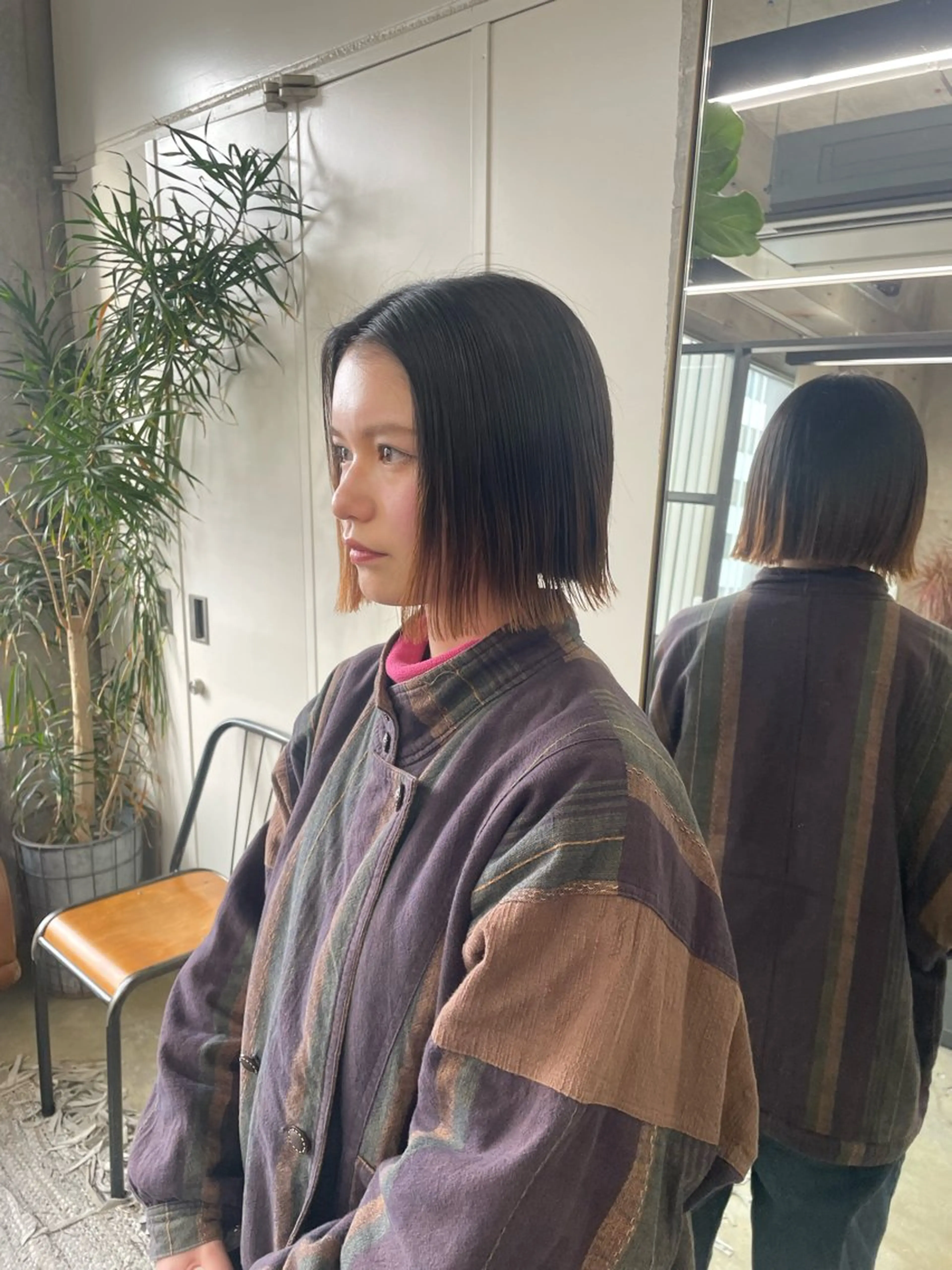 ミディアム 鈴木瑛里／ブロンド ベージュ／男女のヘアスタイル