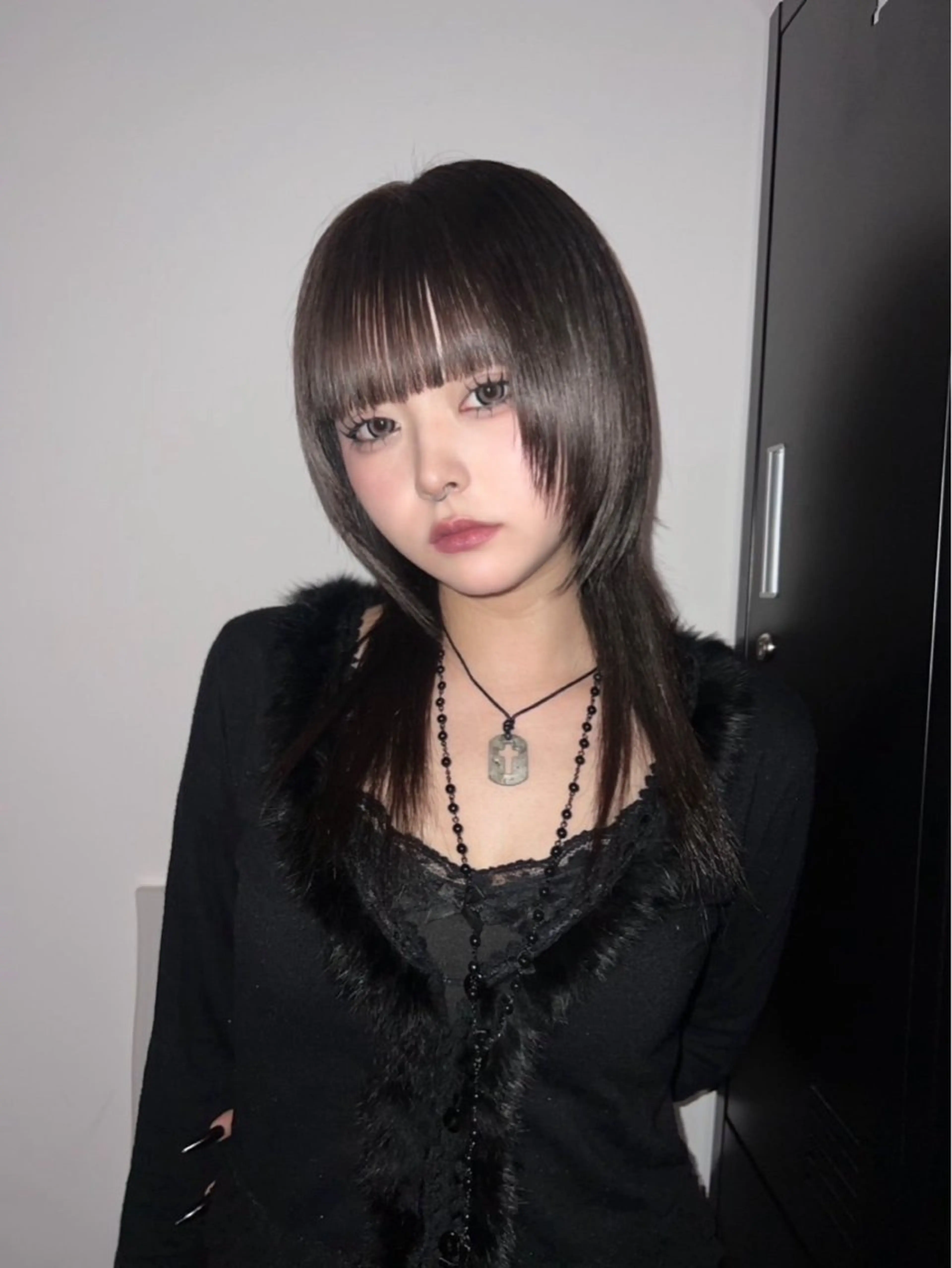 セミロング AIRA/ブリーチ ‪/透明感カラーのヘアスタイル