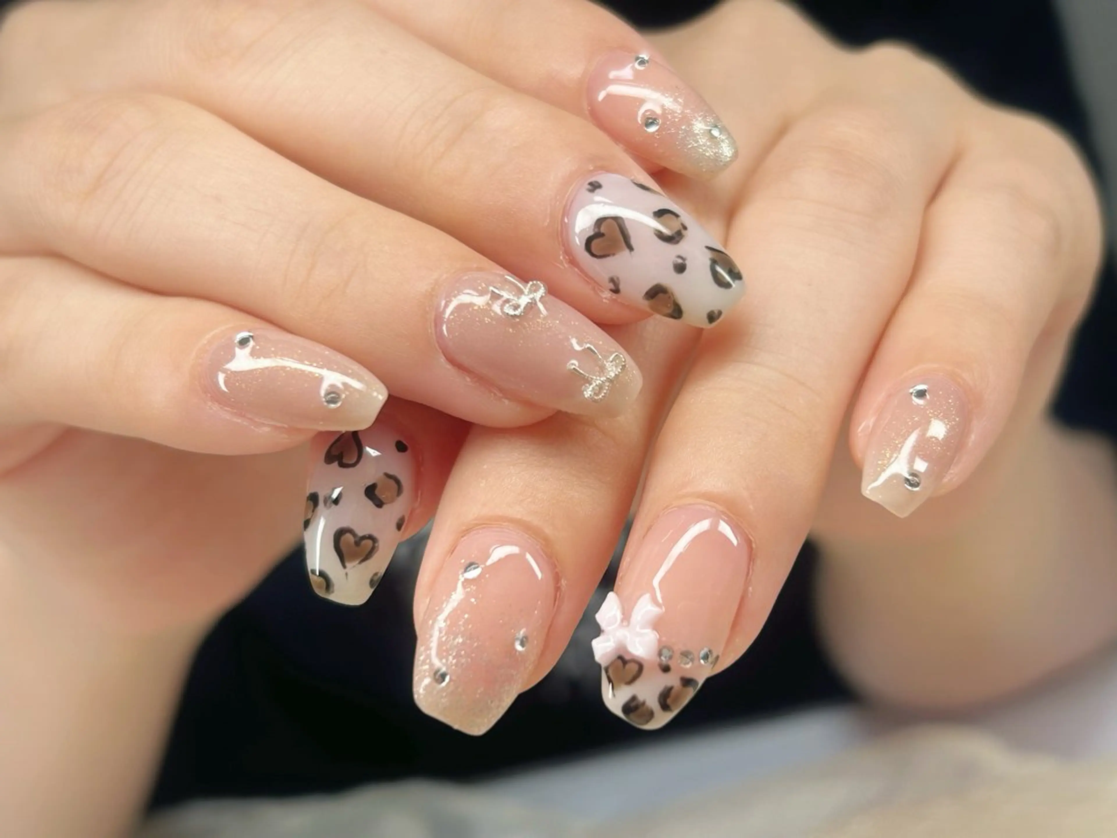 ネイル アートネイル チークネイル 成人式 入学式 長さ出し ハンドネイル Lino Nailのネイルデザイン