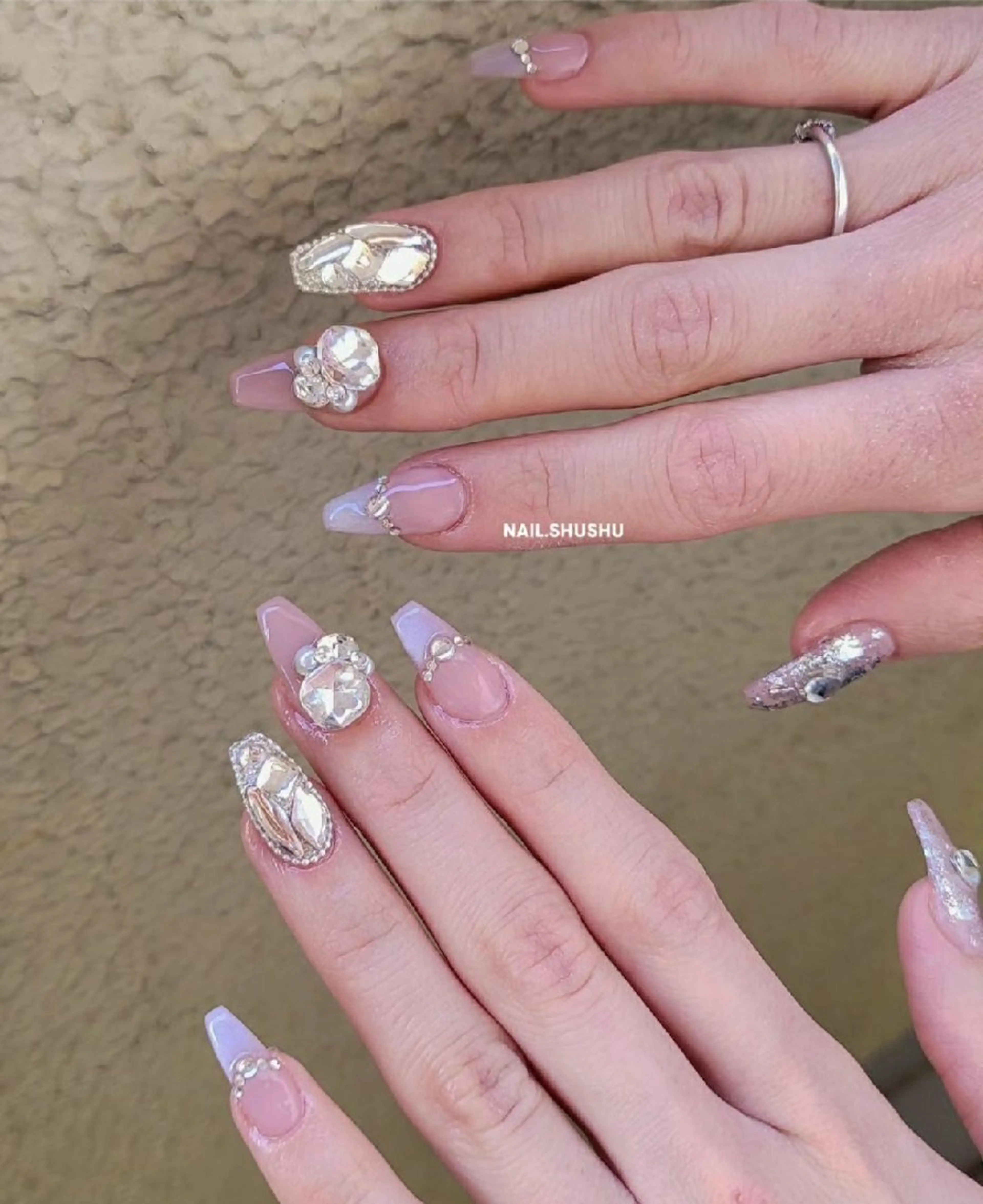 ネイル 持ち込み ニュアンスネイル ワンカラーネイル シンプルネイル 春ネイル ハンドネイル 3dパーツ/流行り 👧shushu❤️のネイルデザイン