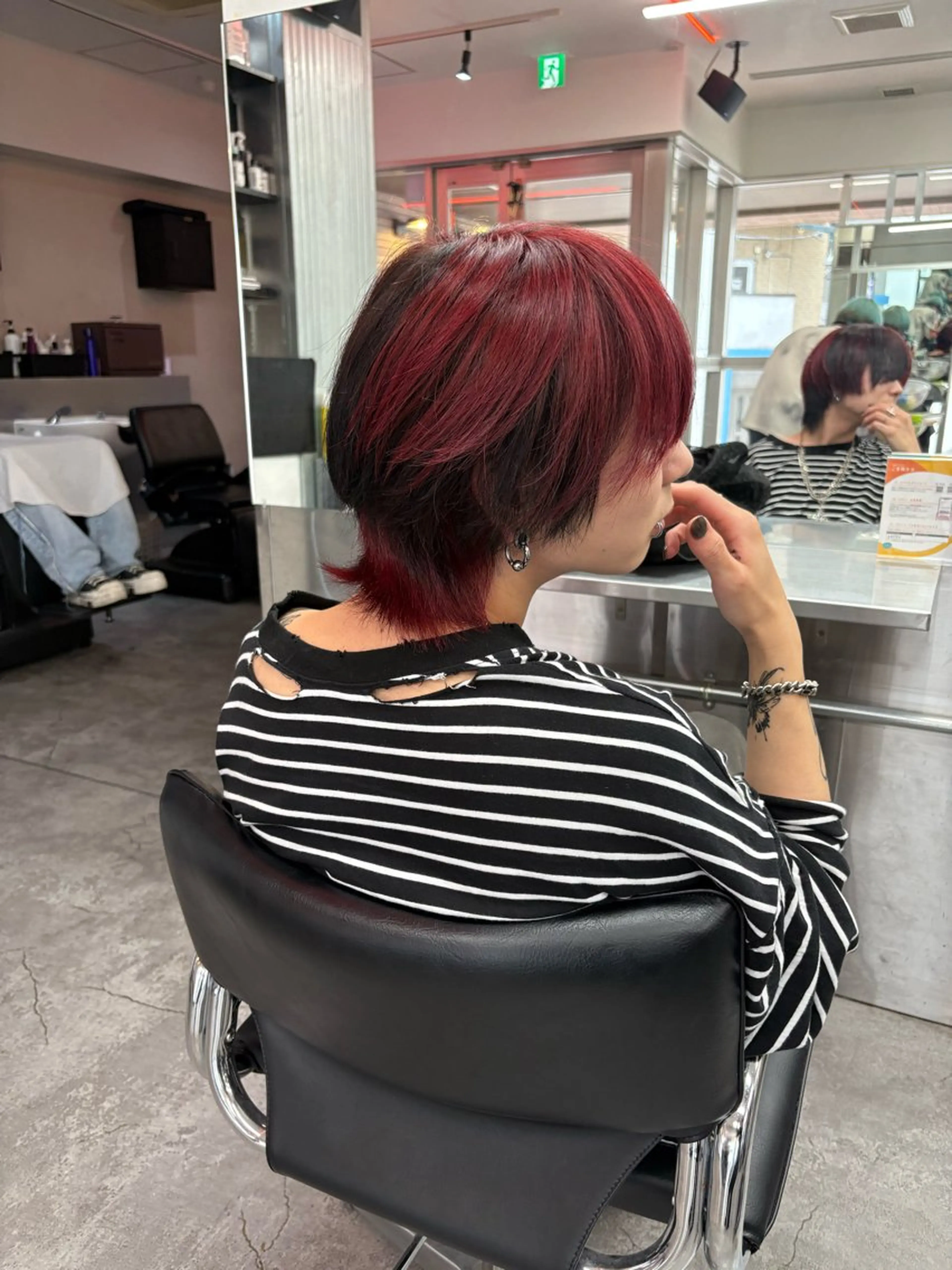 ミディアム カラー パーマ メンズ カット ヘアセット メンズパーマ特化 🔥韓国ヘア職人🔥のヘアスタイル