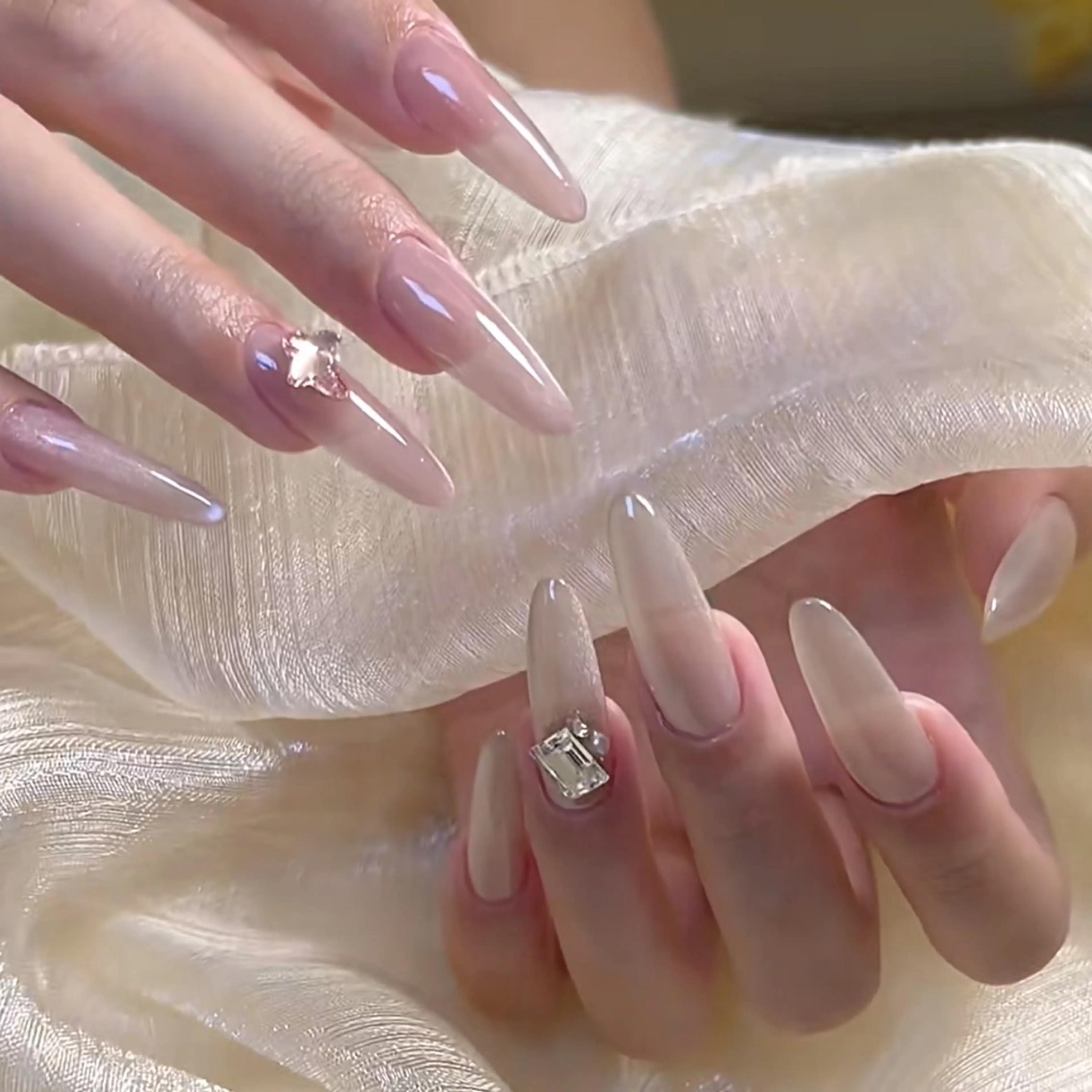 ネイル L.nail 【エル.ネイル】のネイルデザイン