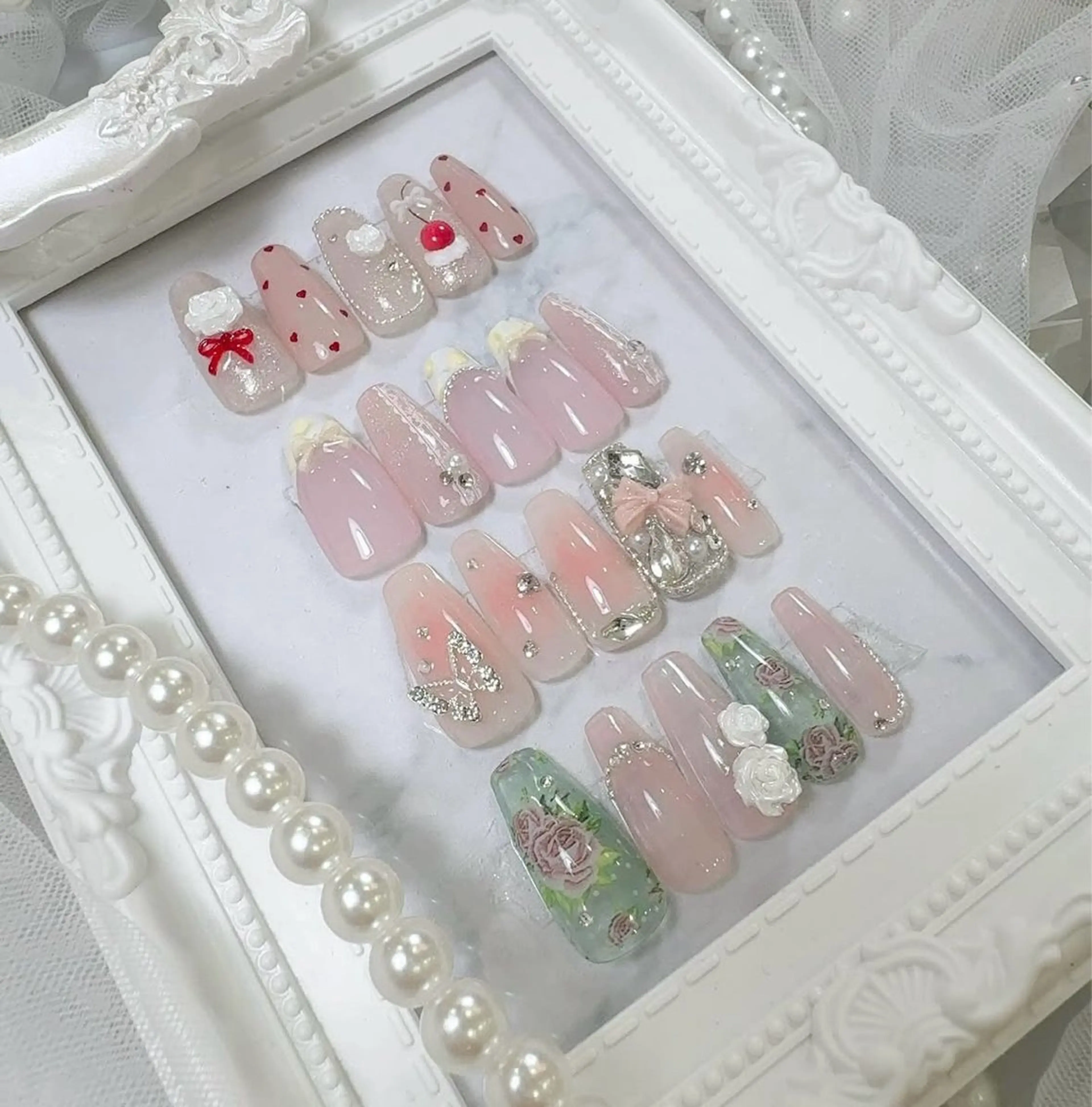 ネイル エルバイノリコ🤍 小澤パラジェル取扱店のネイルデザイン