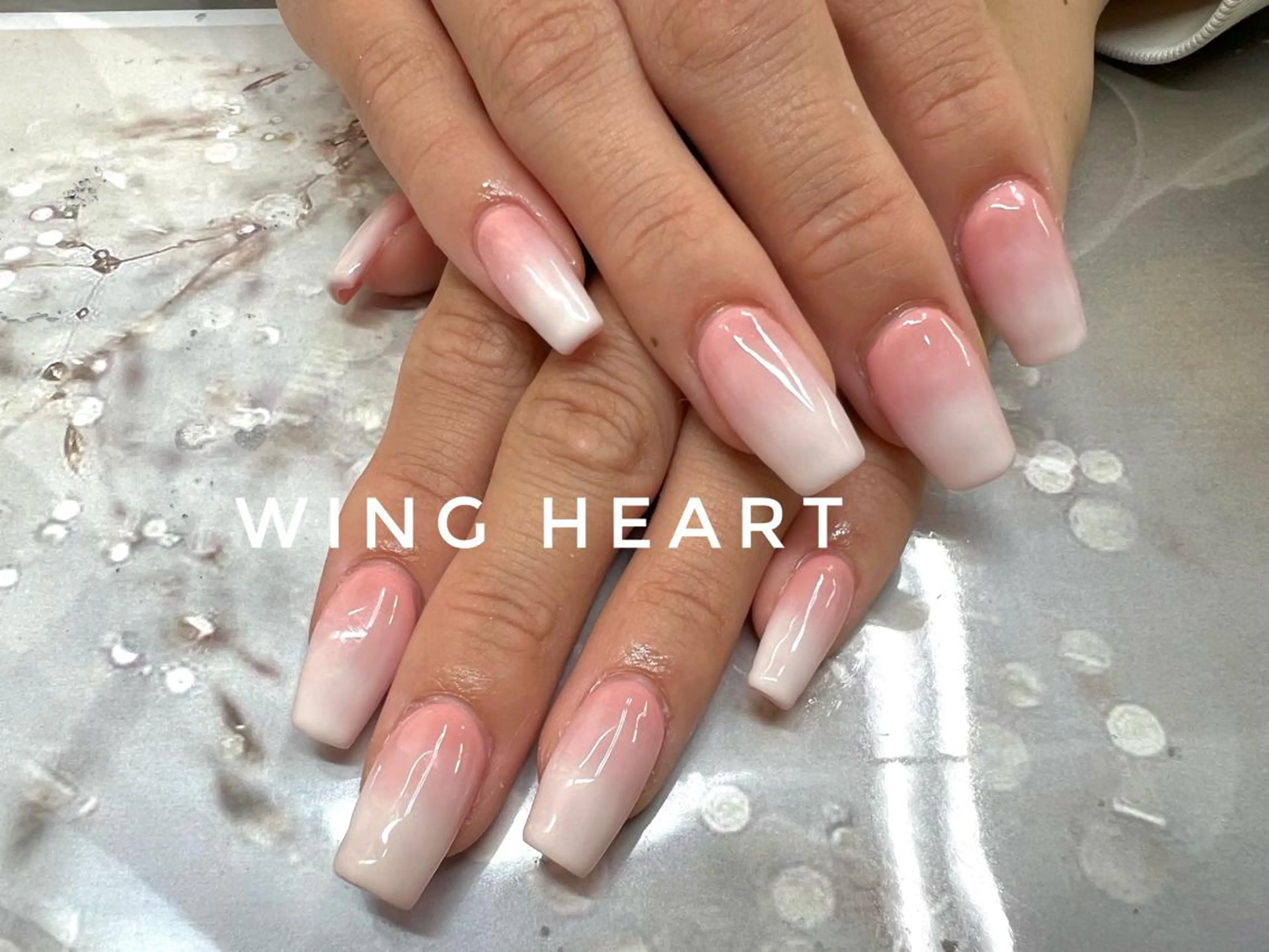 ネイル I. AYUMIのネイルデザイン