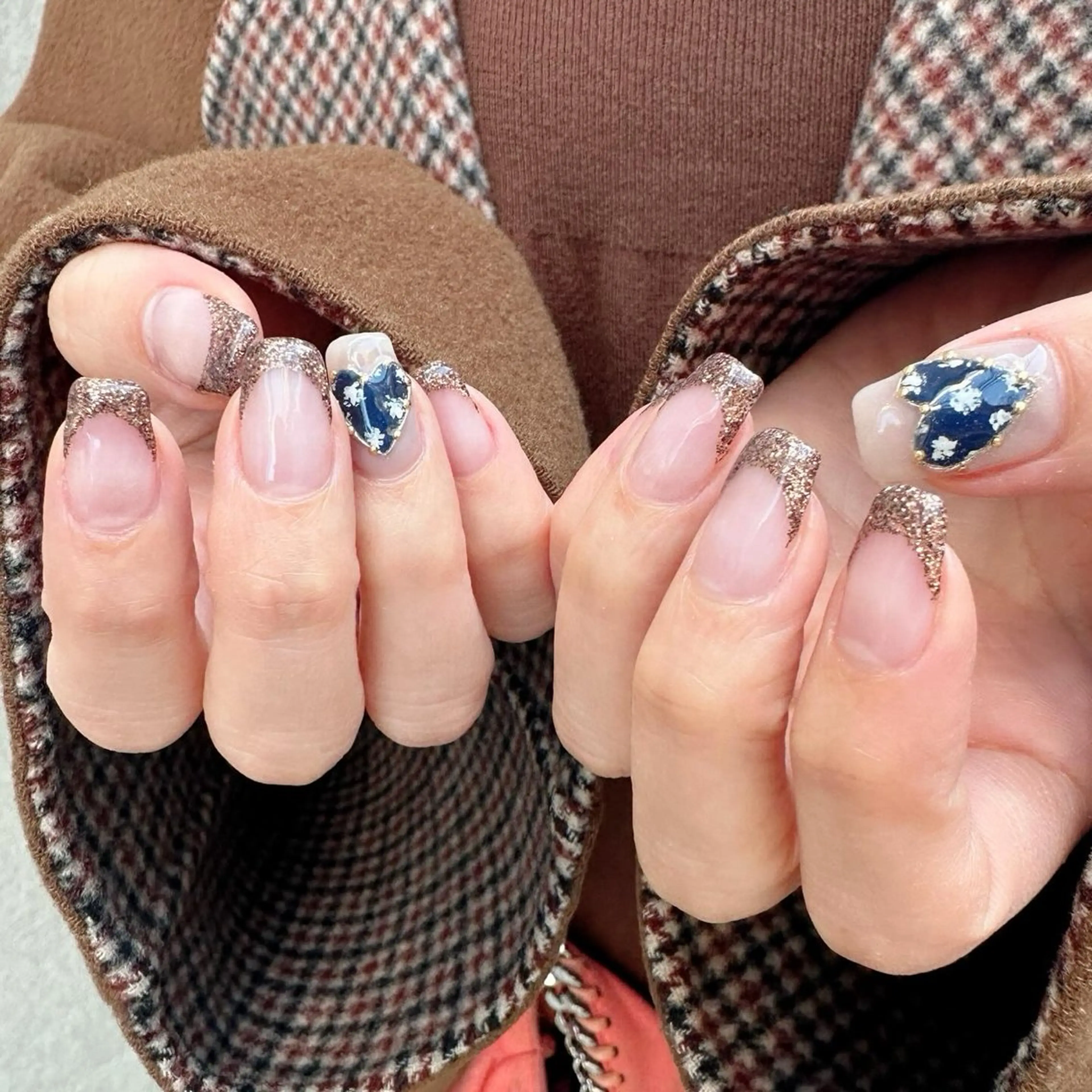 ネイル ブラウン フレンチネイル ハート 氷ネイル・うるうるネイル 韓国ネイル 🪞KAPE NAIL 🪞のネイルデザイン