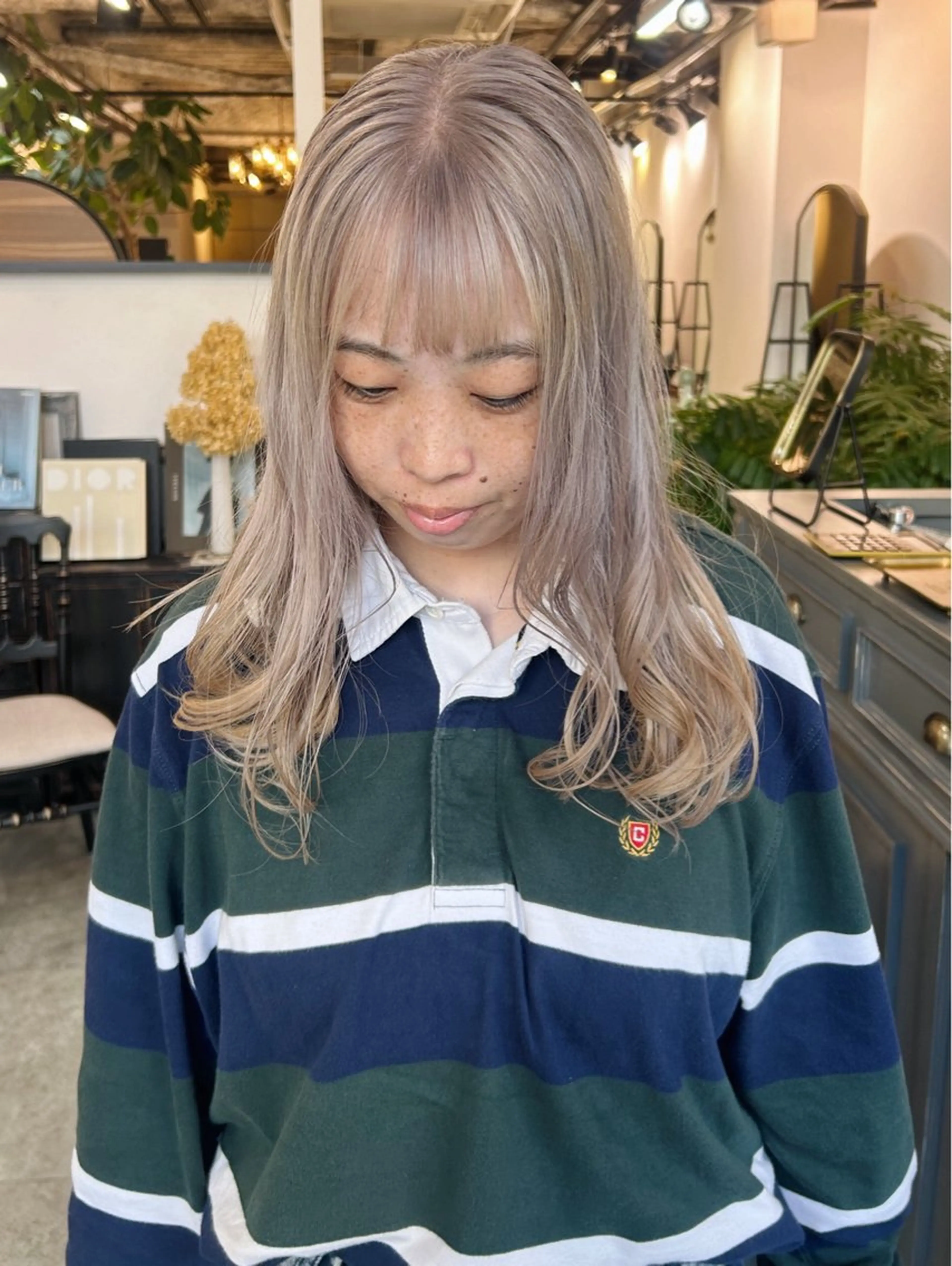 ロング カラー 木村 陽菜のヘアスタイル