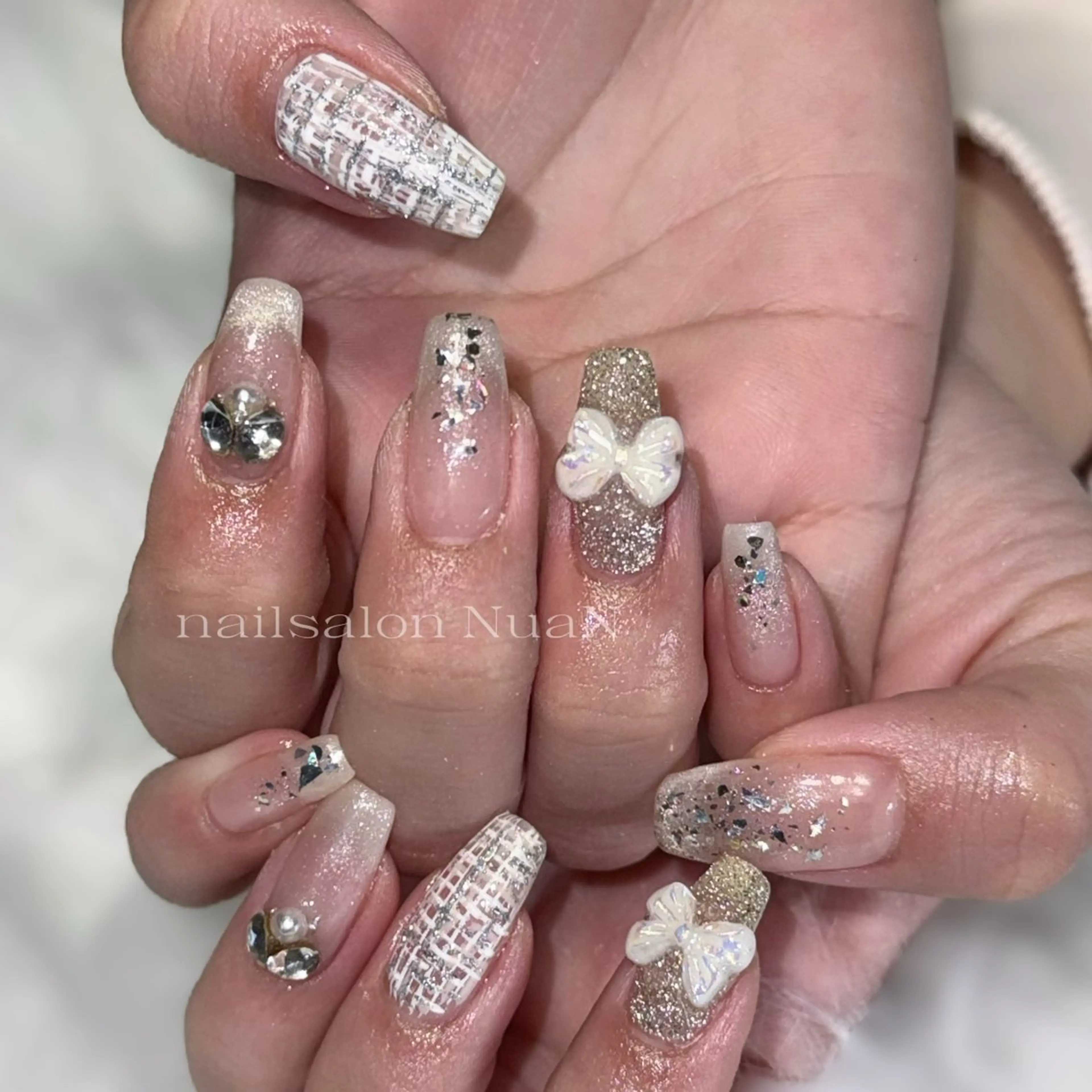 ネイル ハンドネイル NuaN ミニモ停止中のネイルデザイン