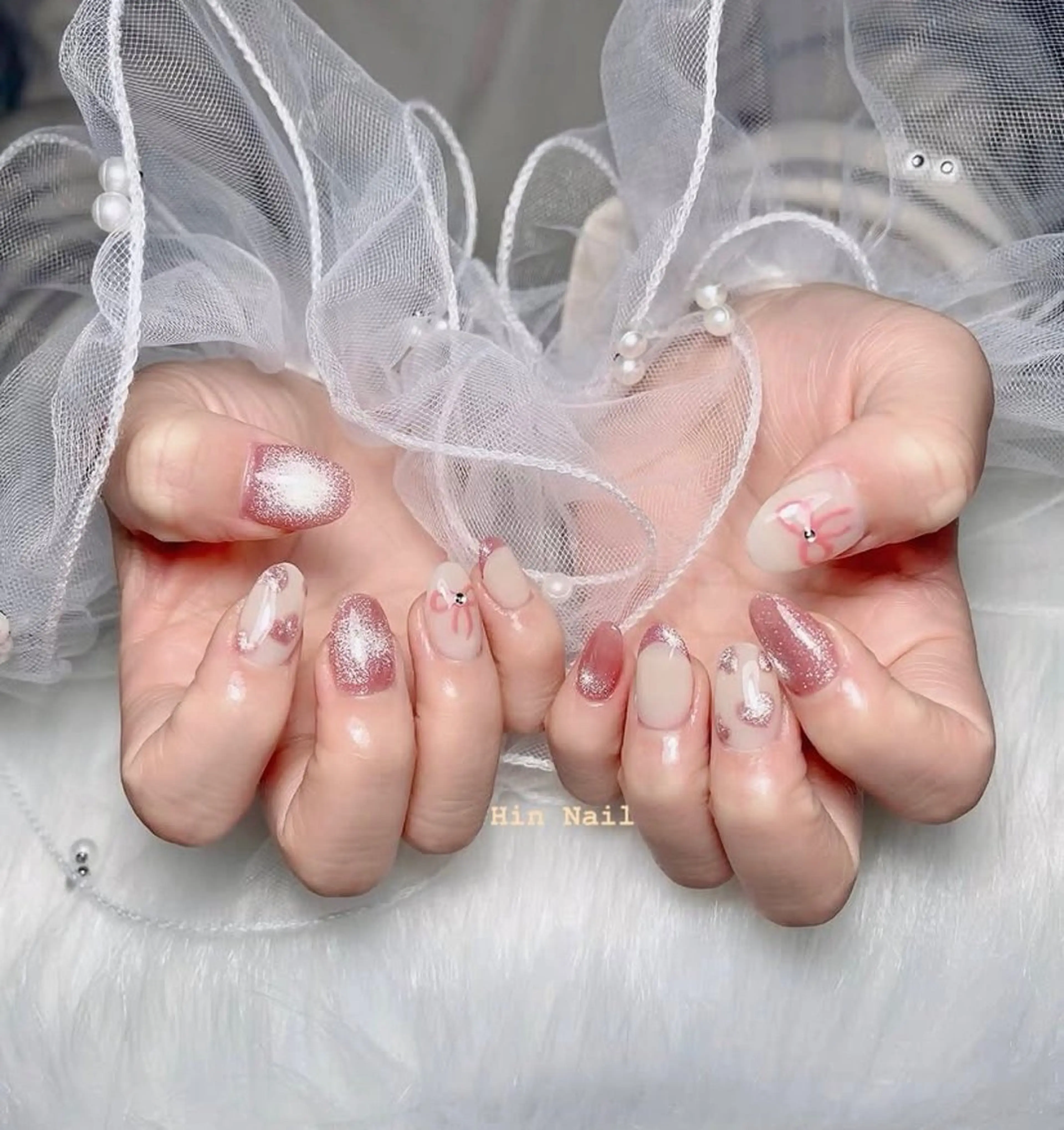 ネイル Hin Nailsのネイルデザイン