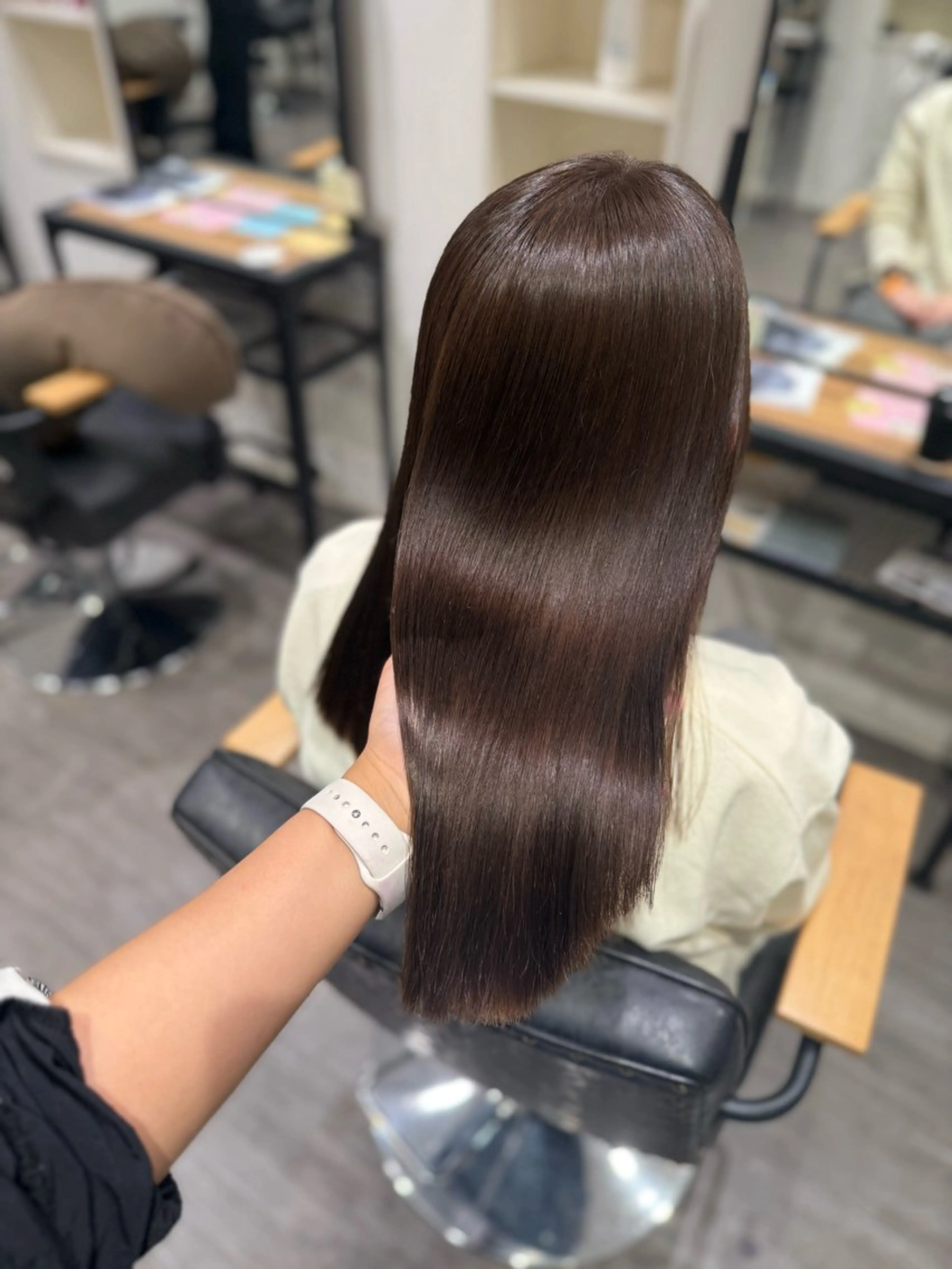 セミロング カラー ブラウンカラー グレージュ ヘアカラー トリートメント 艶髪レイヤー上田 紗也🇰🇷💗のヘアスタイル