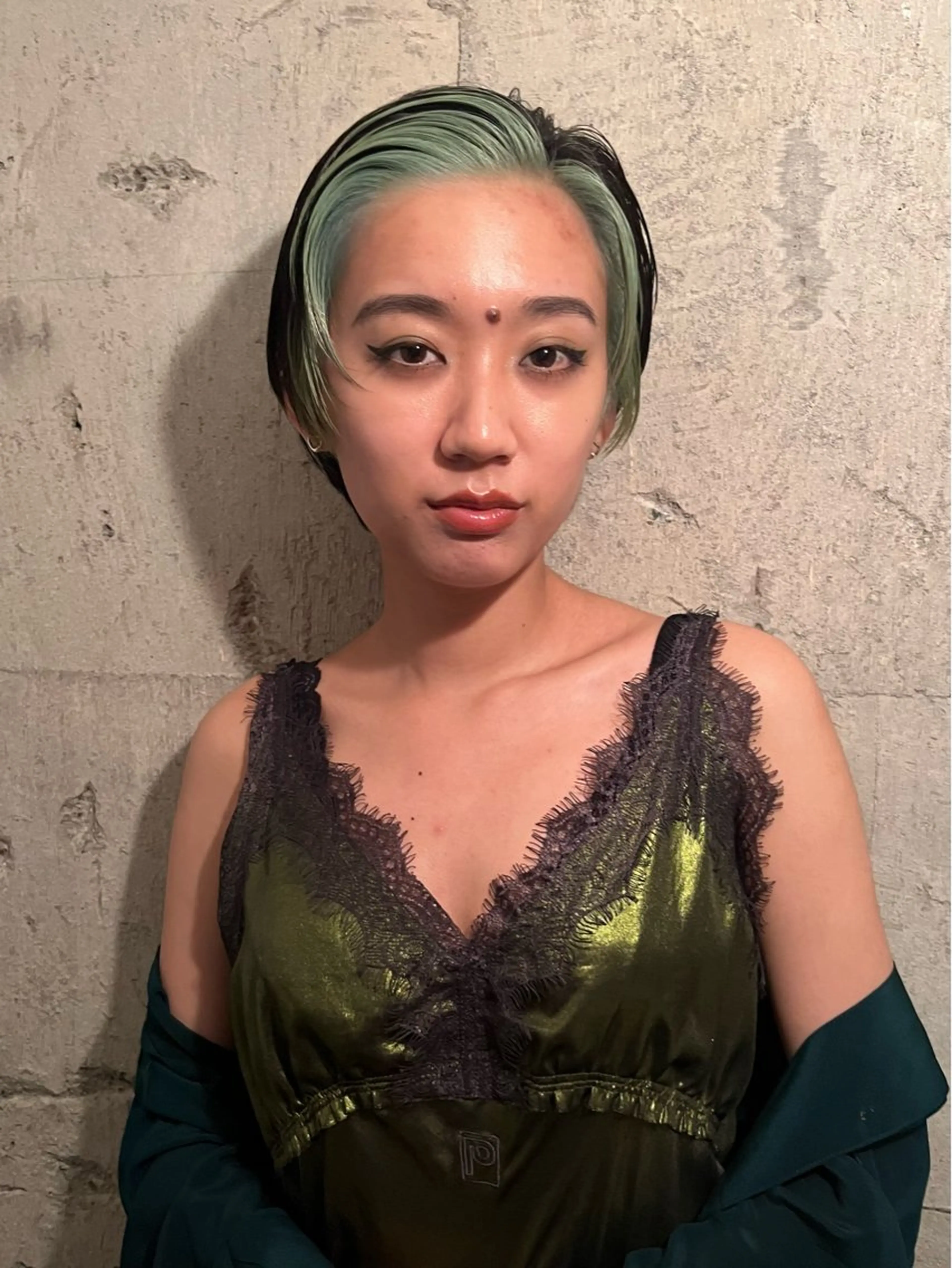 ショート カット ヘアカラー トリートメント Sario ダブルカラー/暖色のヘアスタイル