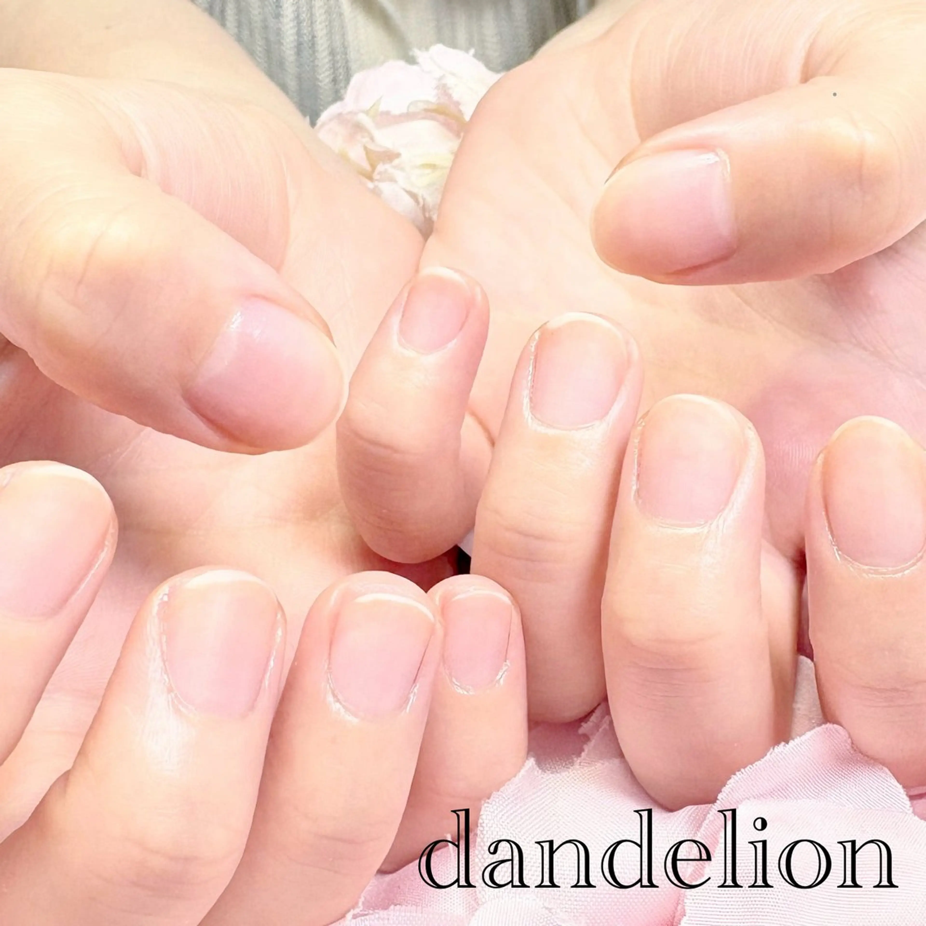 ネイル ハンドケア dandelion ダンデライオンのネイルデザイン