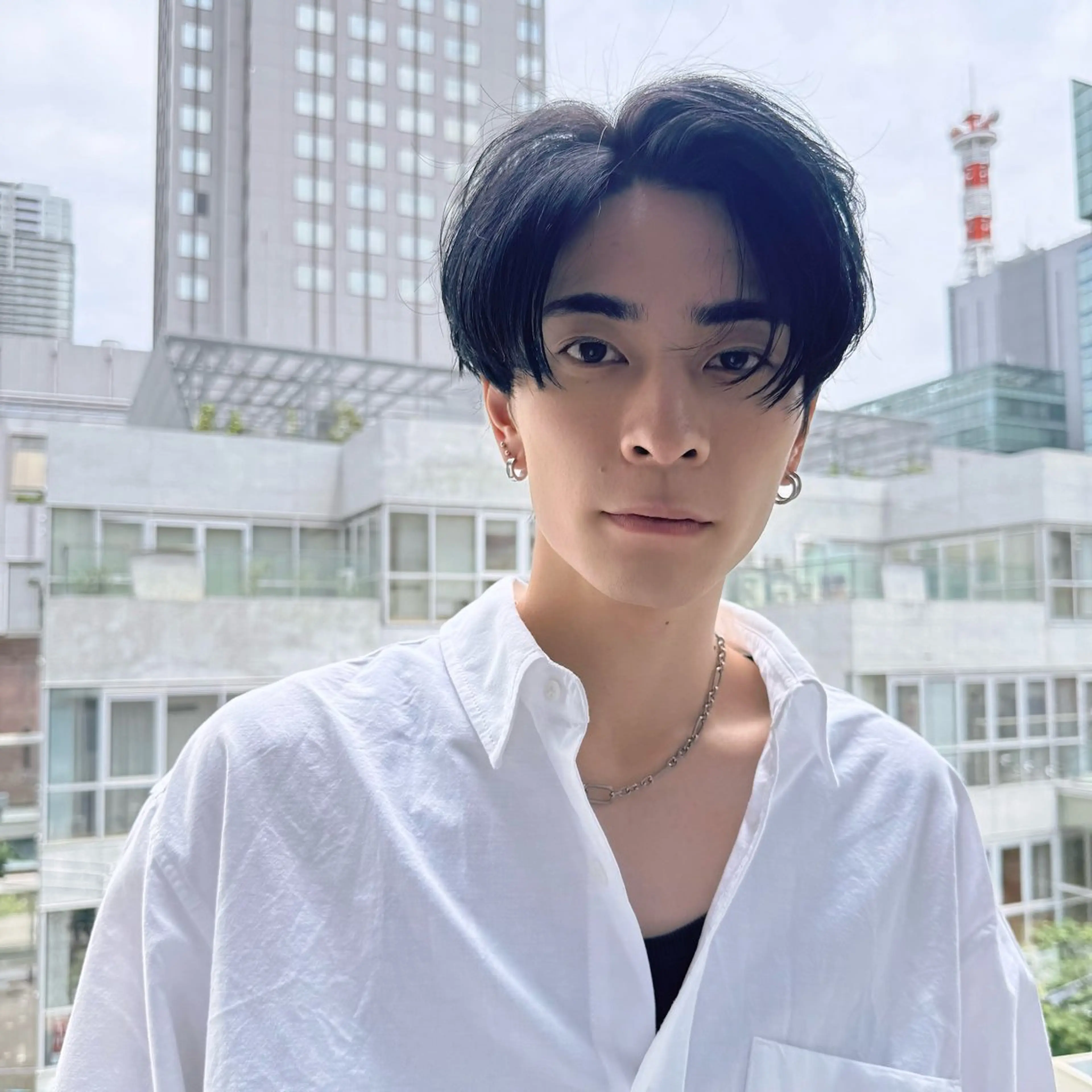 メンズ フェザーパーマ/ 曲がる矯正/酒井壮大のヘアスタイル