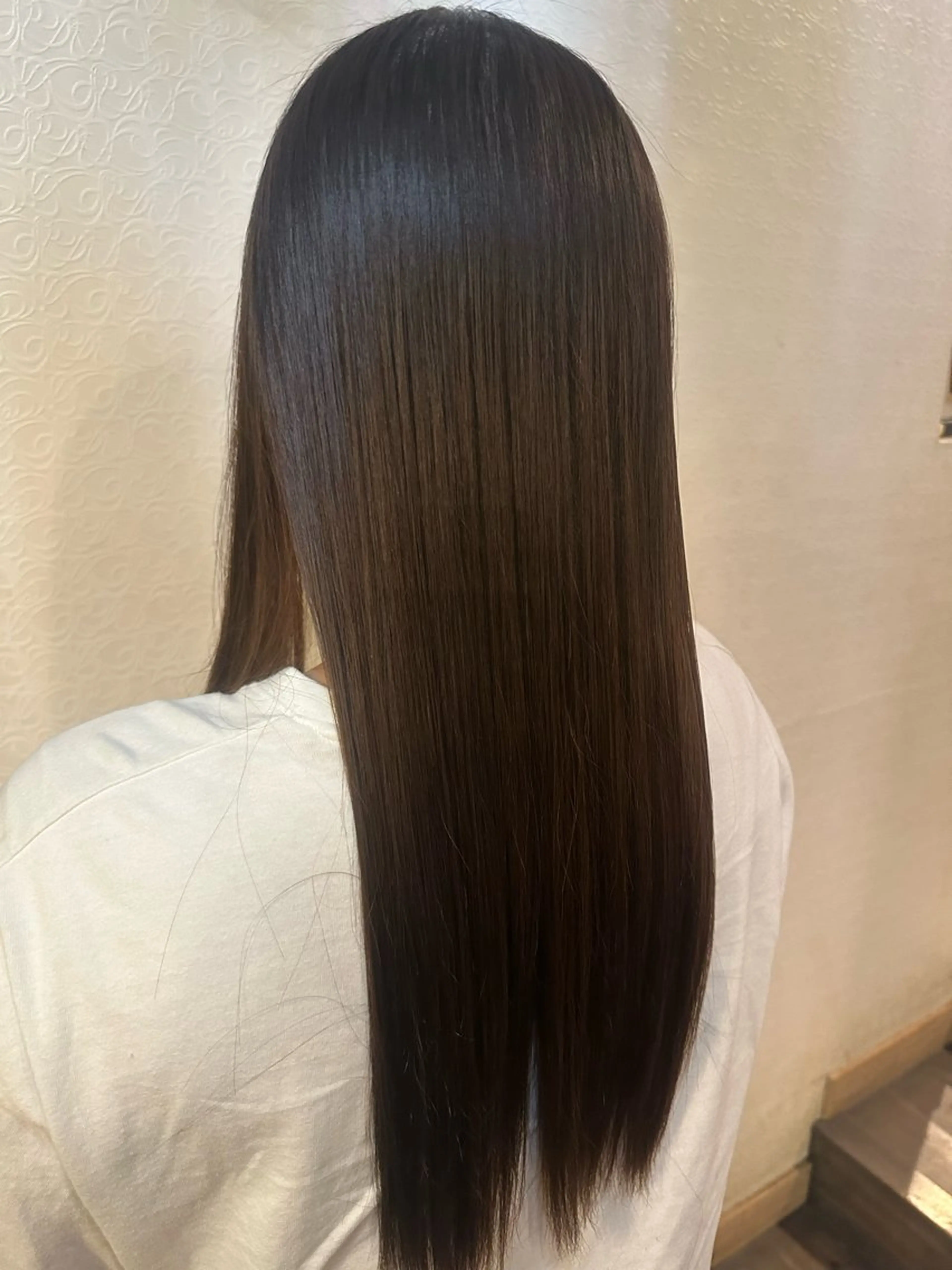 ロング 縮毛矯正 縮毛矯正 安達 望のヘアスタイル