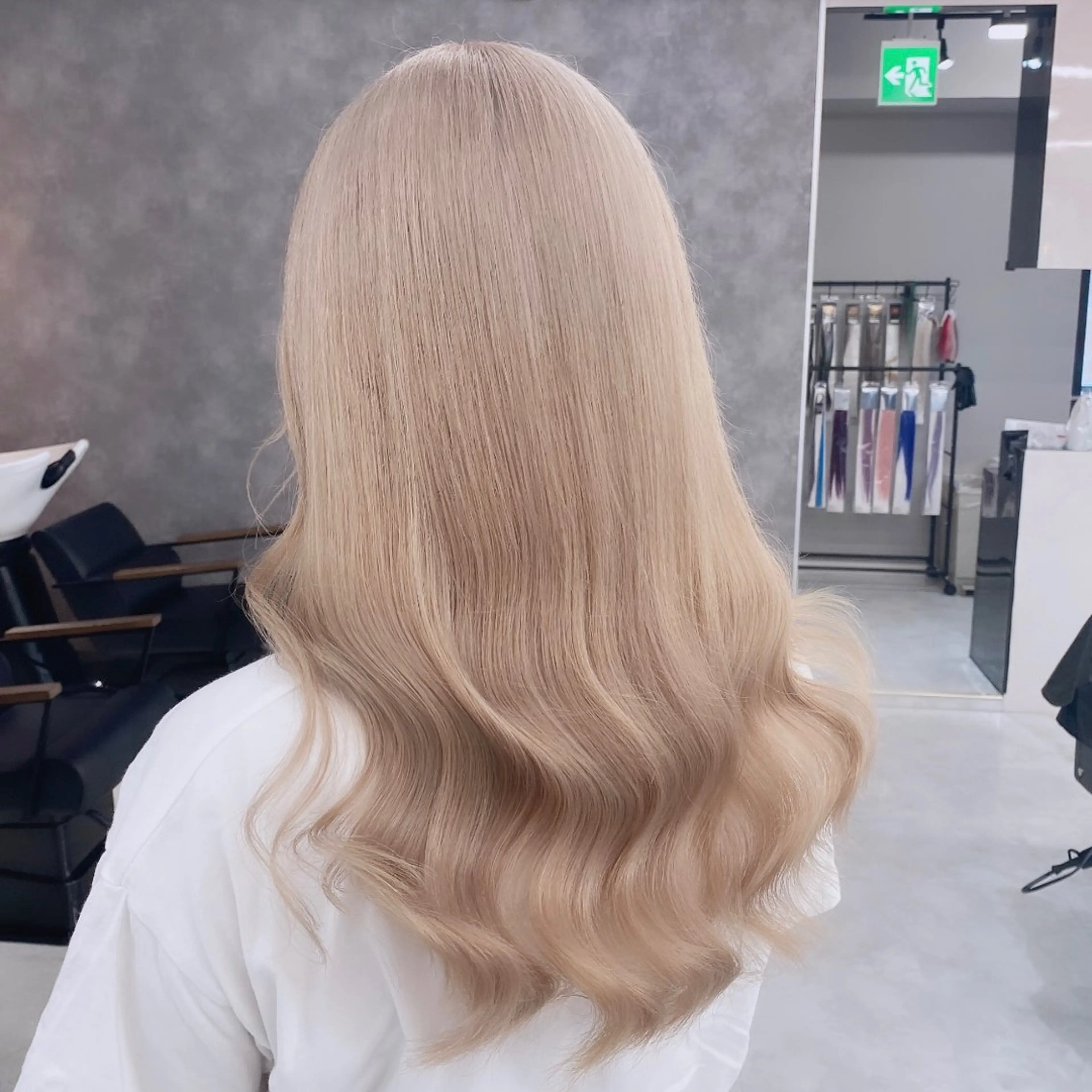 ロング カラー ヘアアレンジ メンズ カット ヘアカラー トリートメント ブリーチ博士 MASATOのヘアスタイル